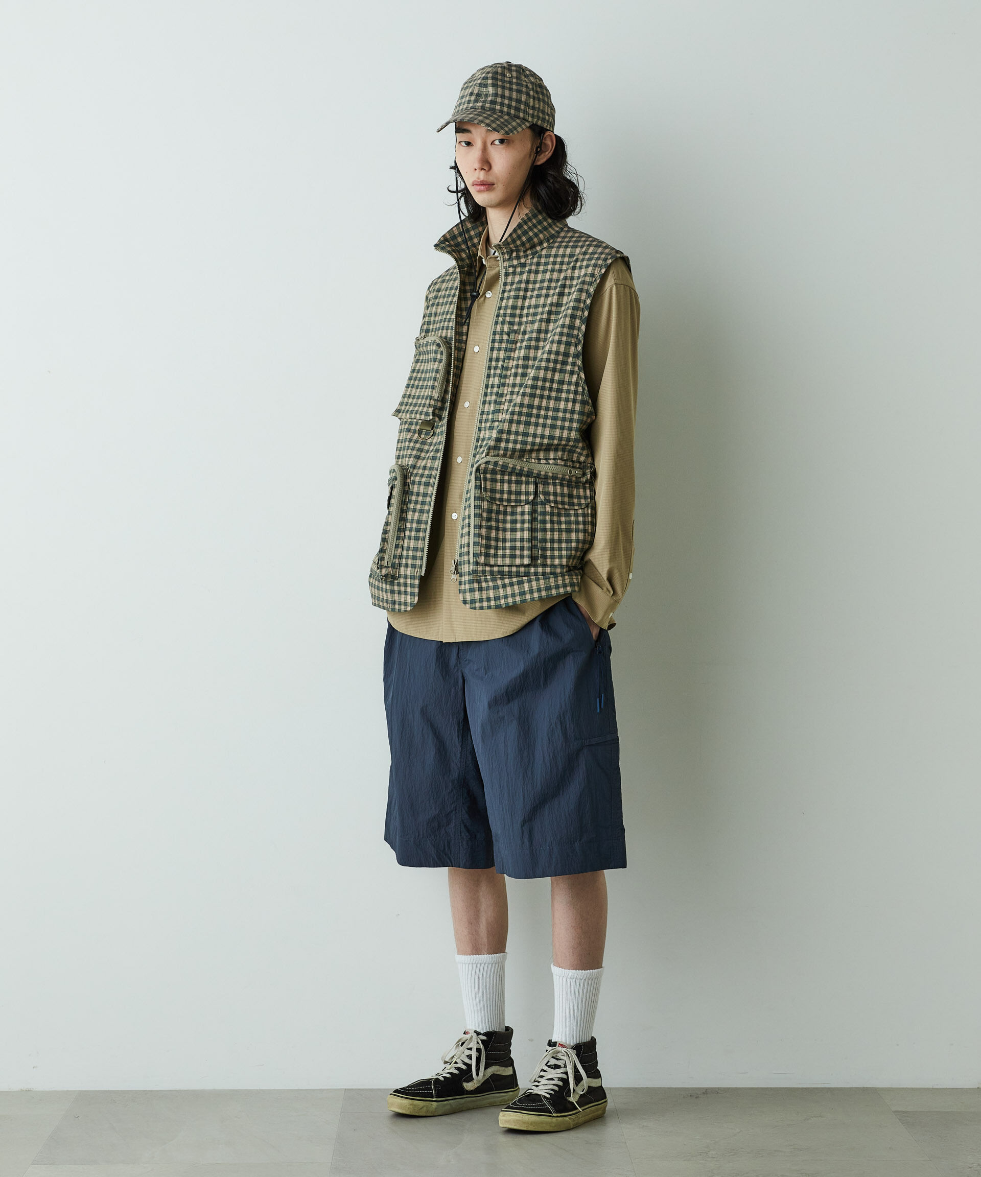 nano･universe「「HOTEL PALACE」オテルパラス デジタルプリントトラベルチェックベスト」|ダウンベスト・ベスト|