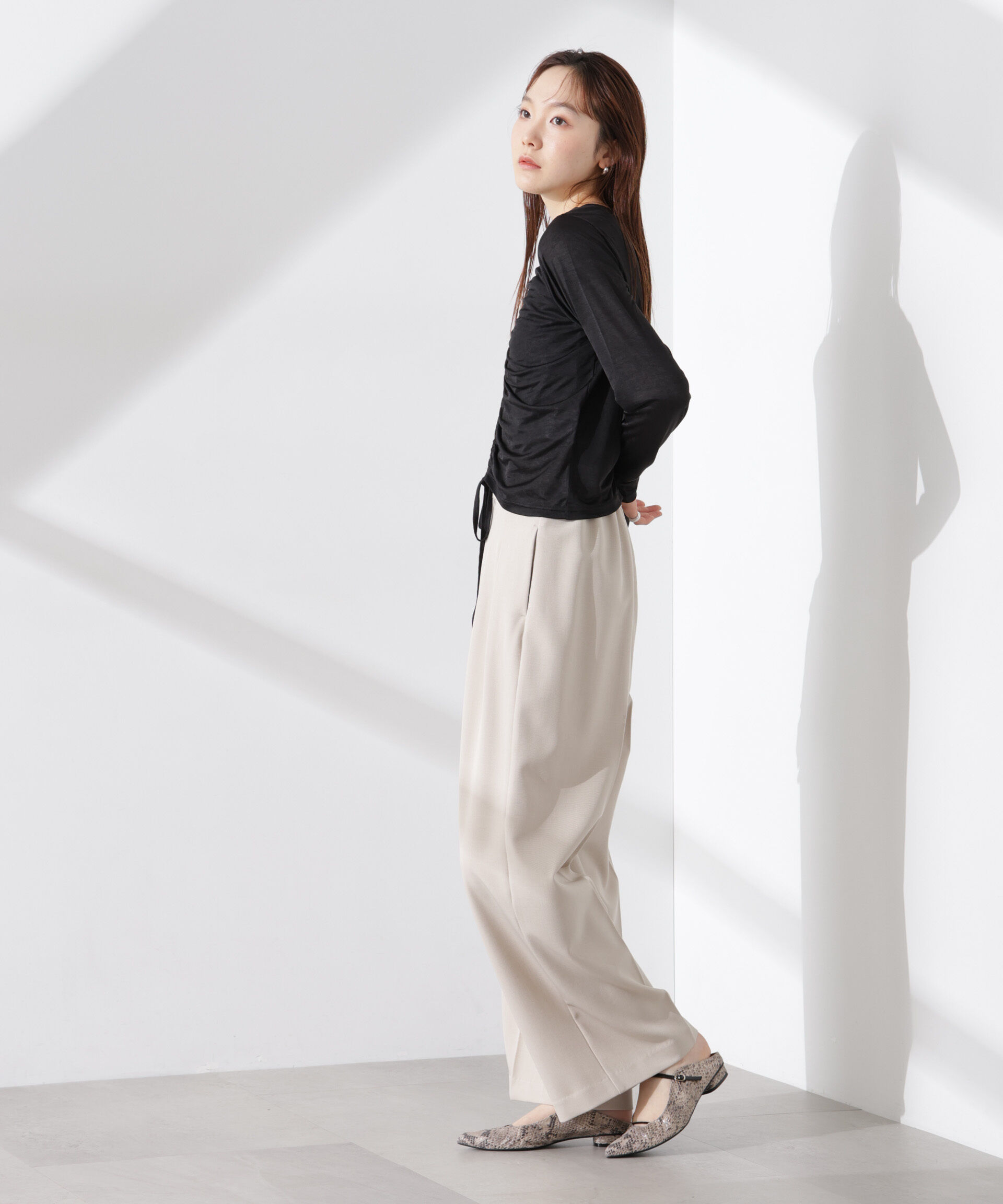 nano･universe「前後2wayフロントシャーリングトップス」|Tシャツ・カットソー|