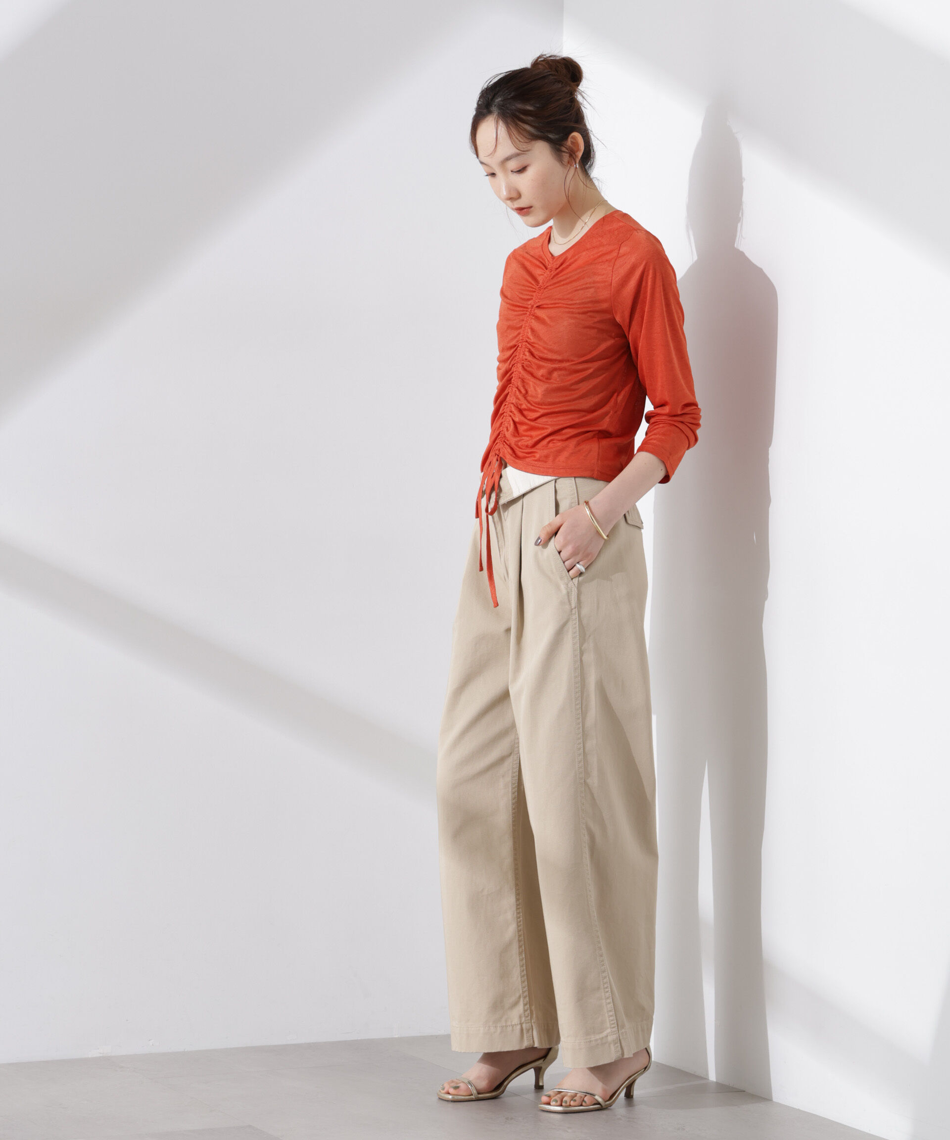 nano･universe「前後2wayフロントシャーリングトップス」|Tシャツ・カットソー|