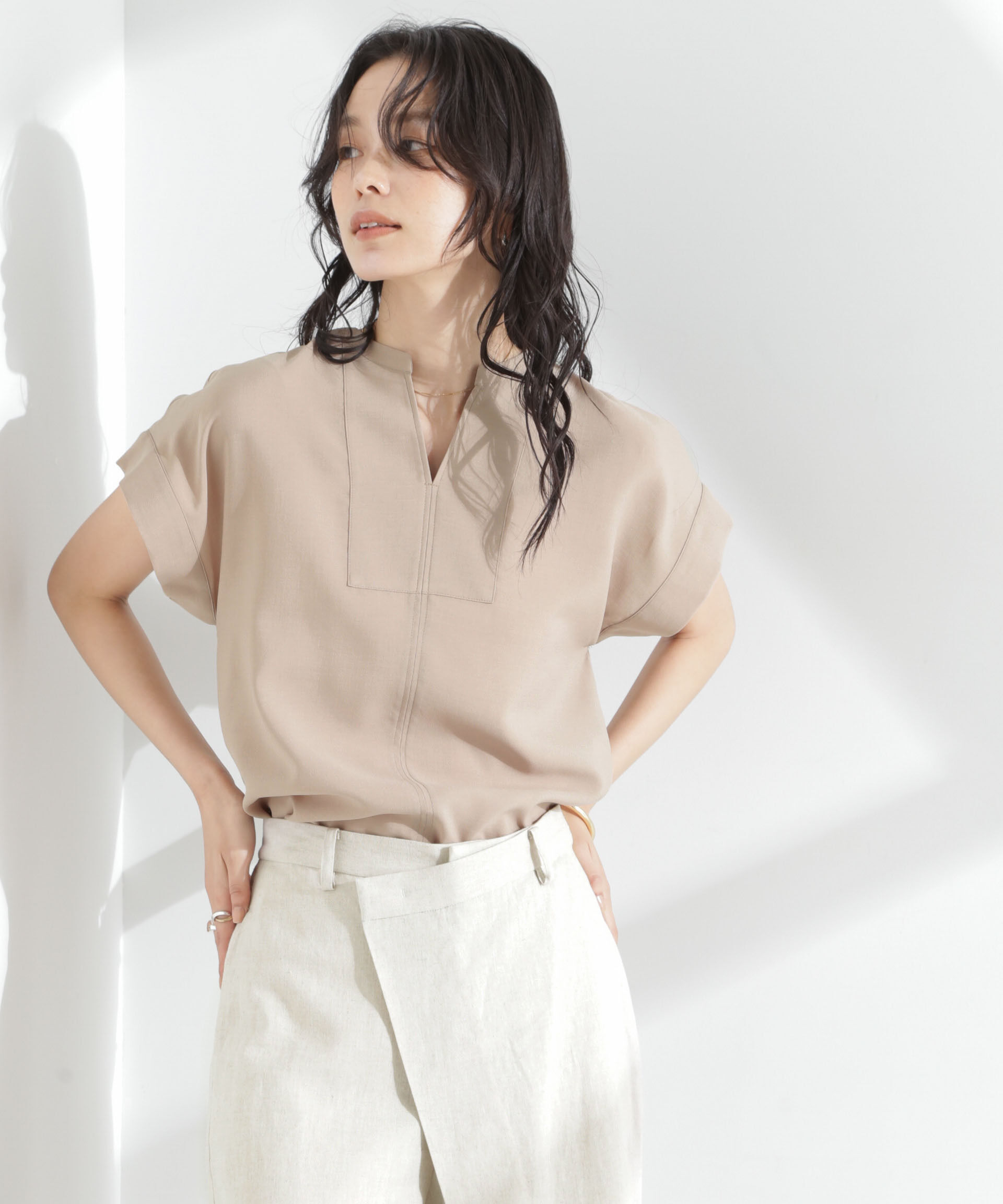 nano･universe「メランジドライ スキッパータックブラウス(セットアップ可)」|シャツ・ブラウス|ベージュ