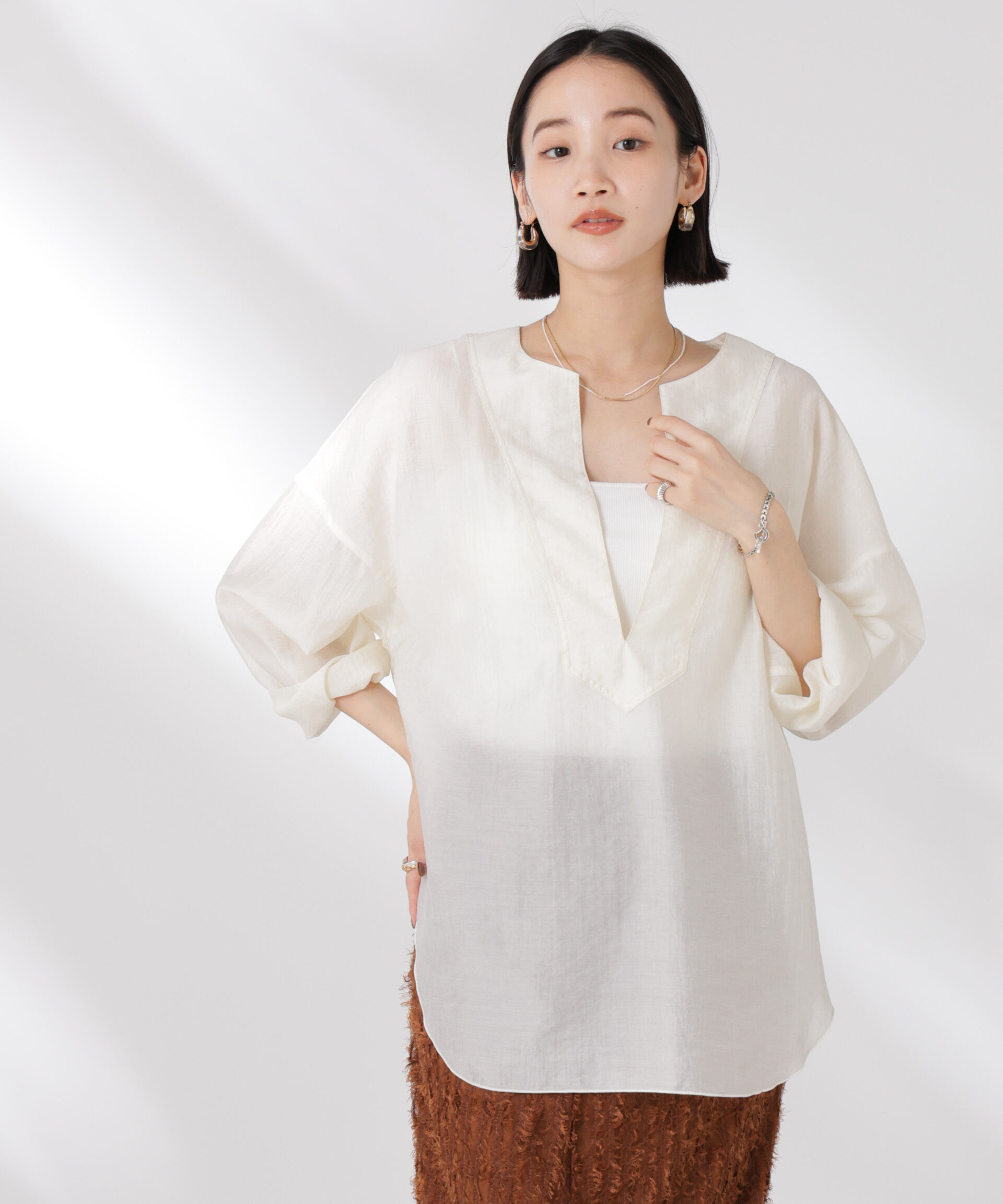 nano･universe「DeepVネックプルオーバーブラウス」|シャツ・ブラウス|