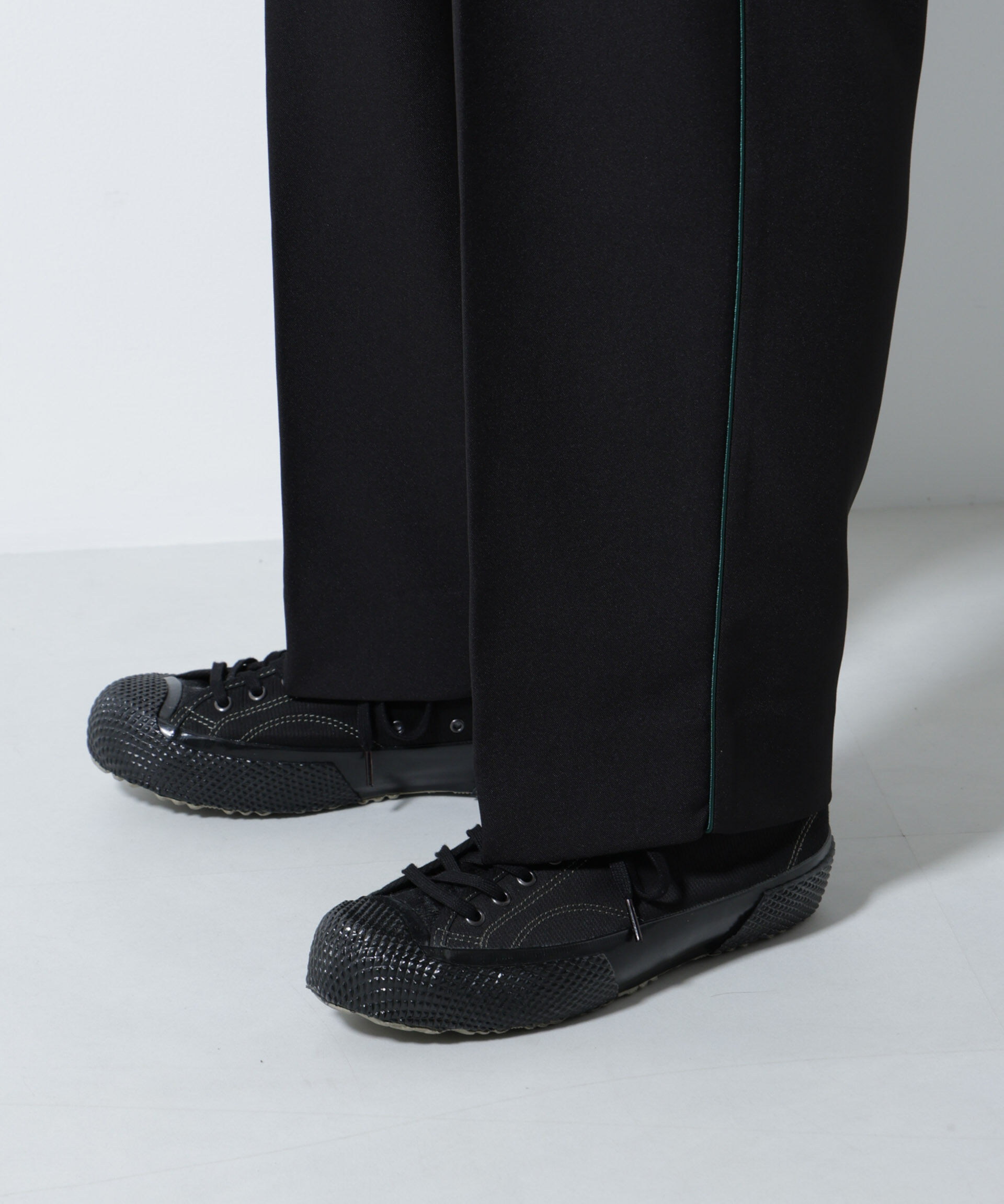 nano･universe「イージー側章スラックス」|チノ|