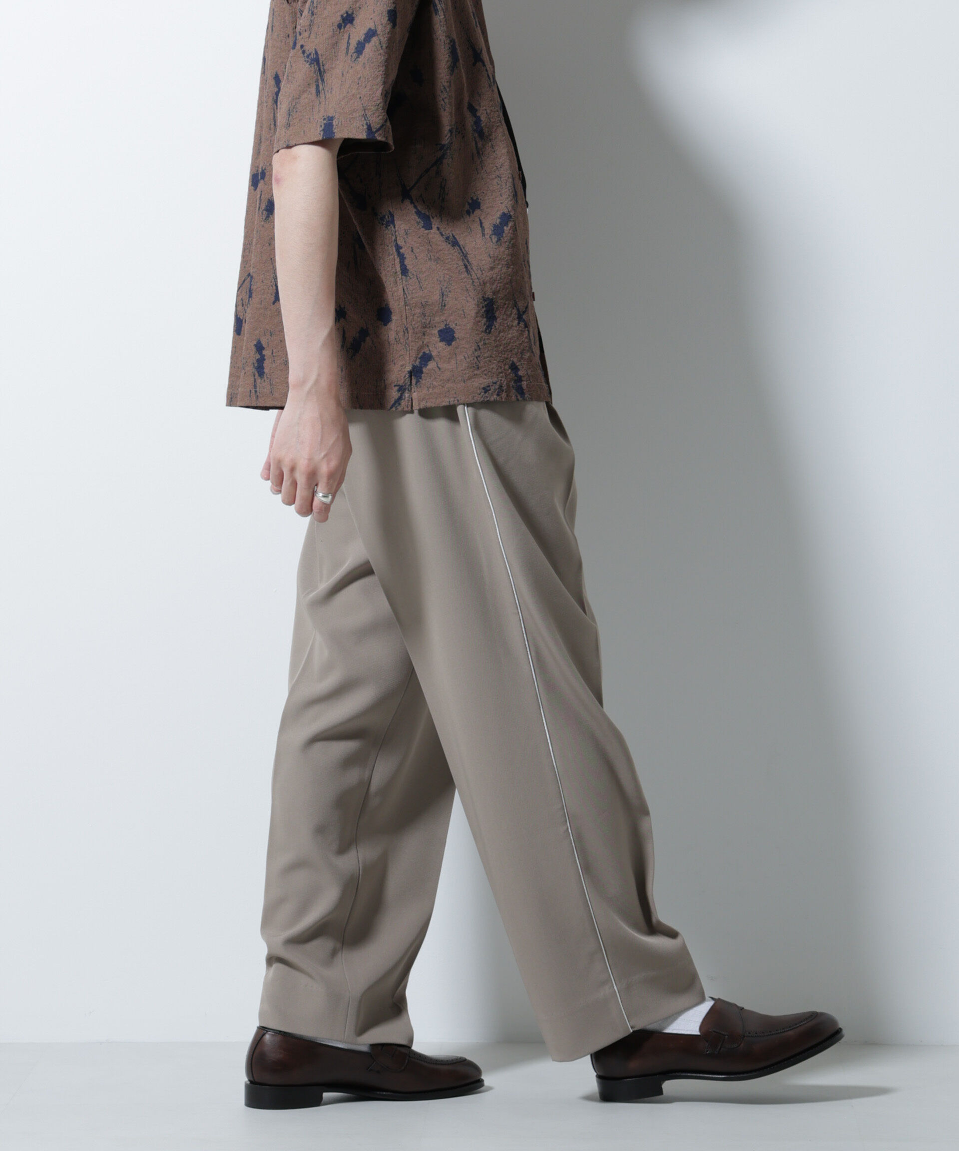 nano･universe「イージー側章スラックス」|チノ|