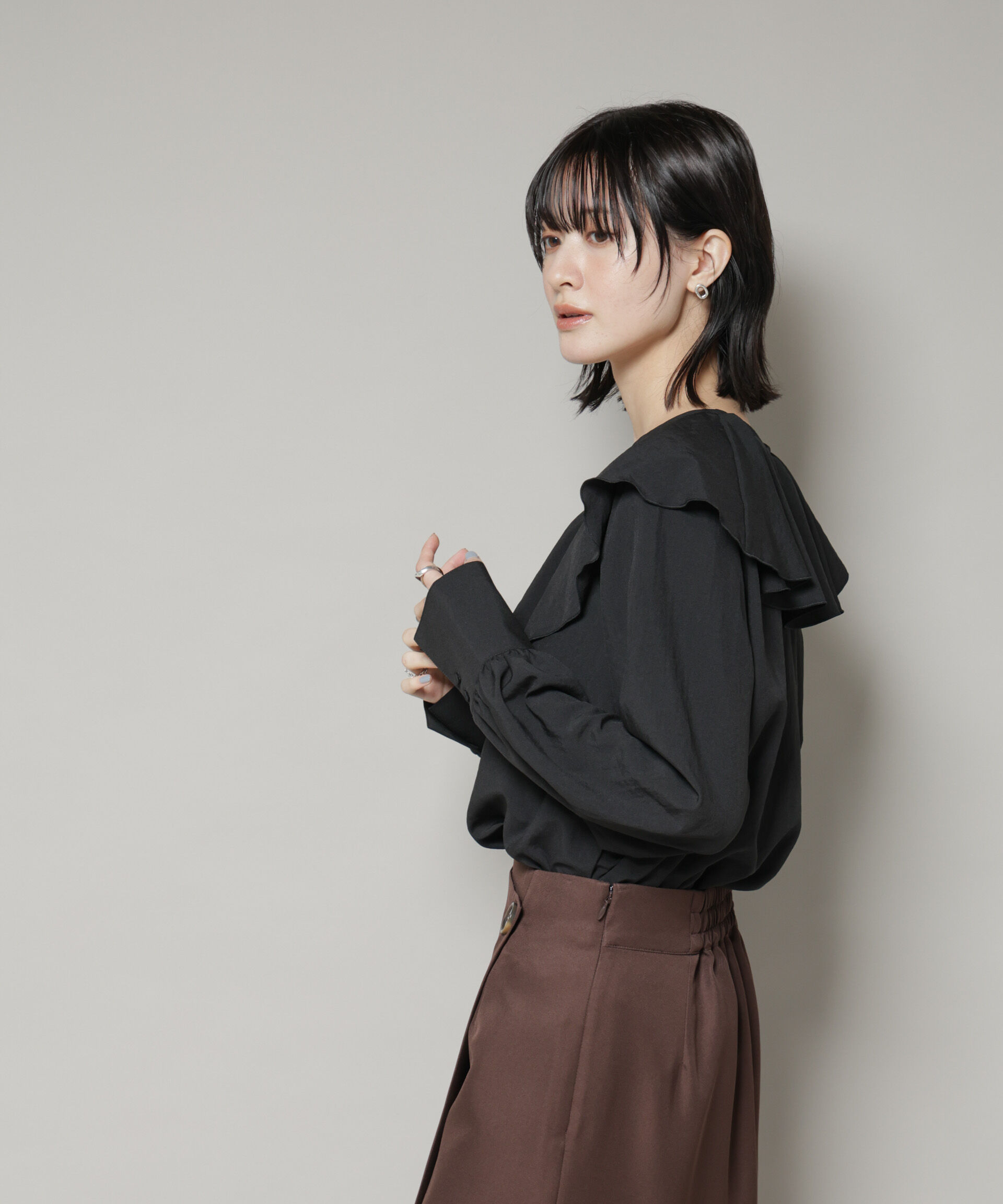 nano･universe「ビンテージポプリンラッフルカラーブラウス」|シャツ・ブラウス|