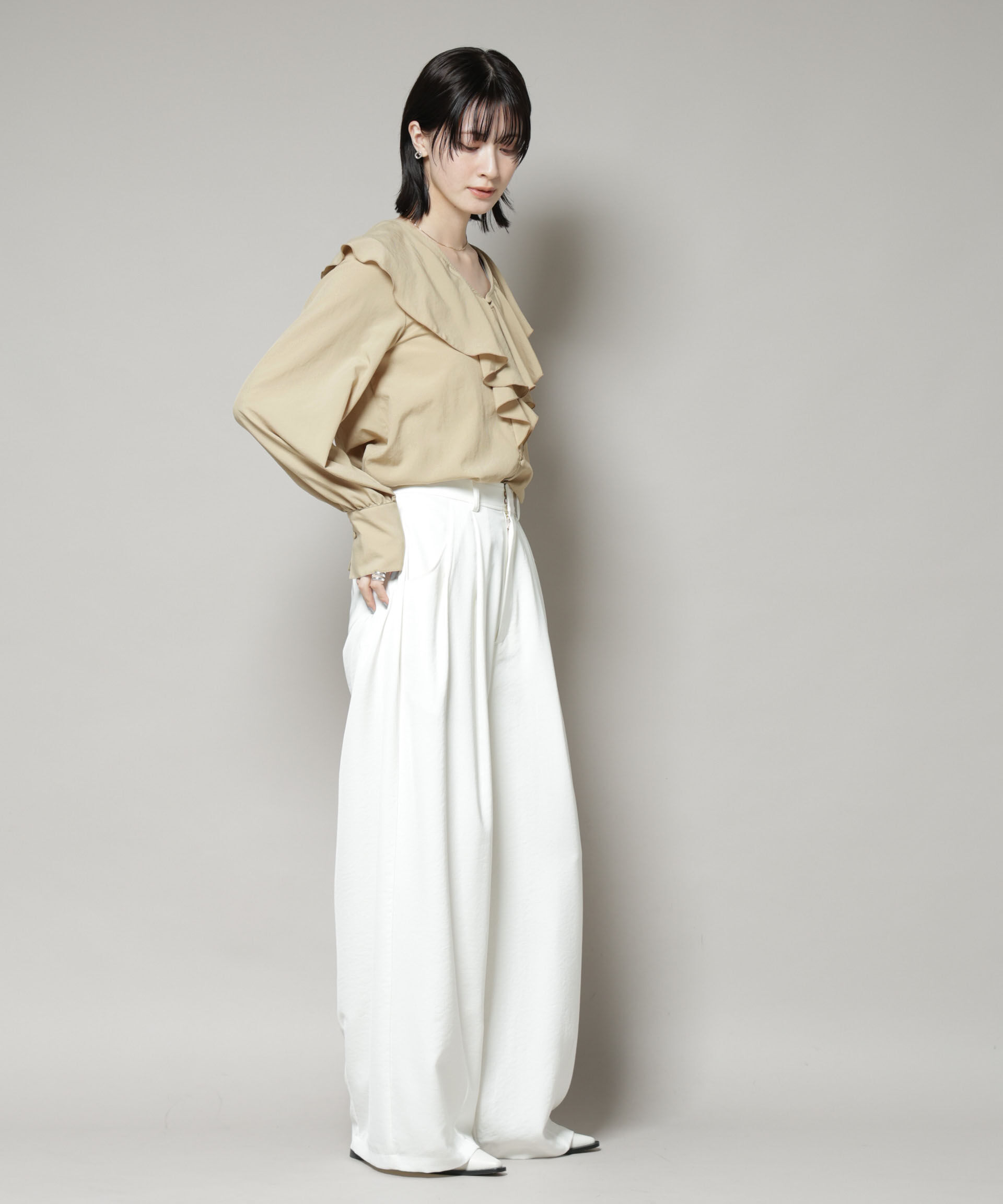 nano･universe「ビンテージポプリンラッフルカラーブラウス」|シャツ・ブラウス|