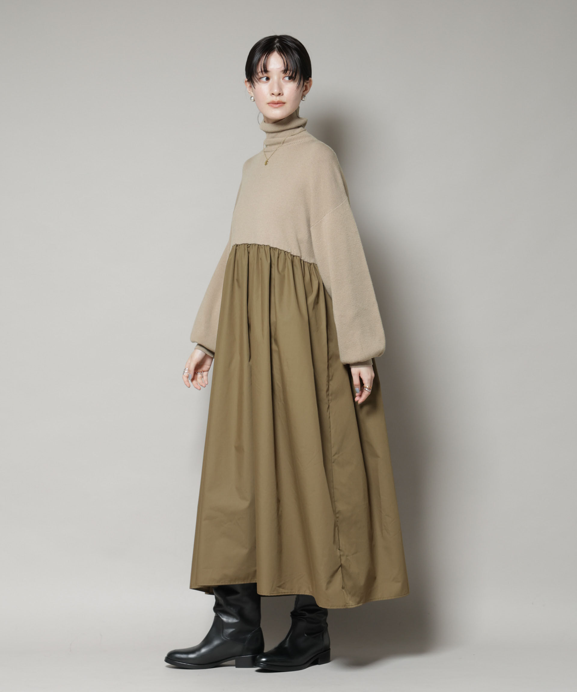 nano･universe「異素材コンビドッキングタートルワンピース」|ワンピース|ベージュ