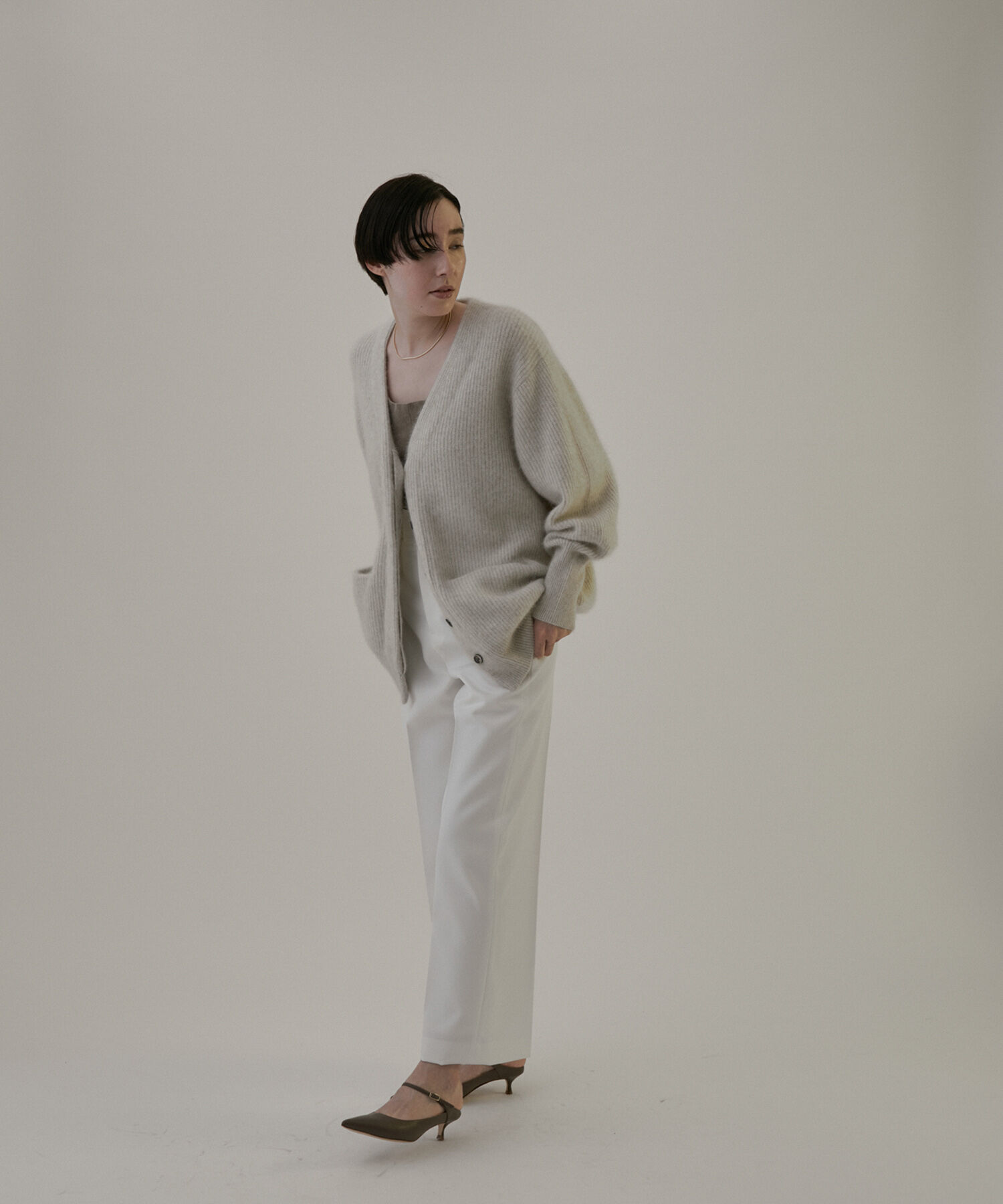 SALON adam et rope'「エコツイルスタイルアップワイドパンツ【洗える】」|チノ|