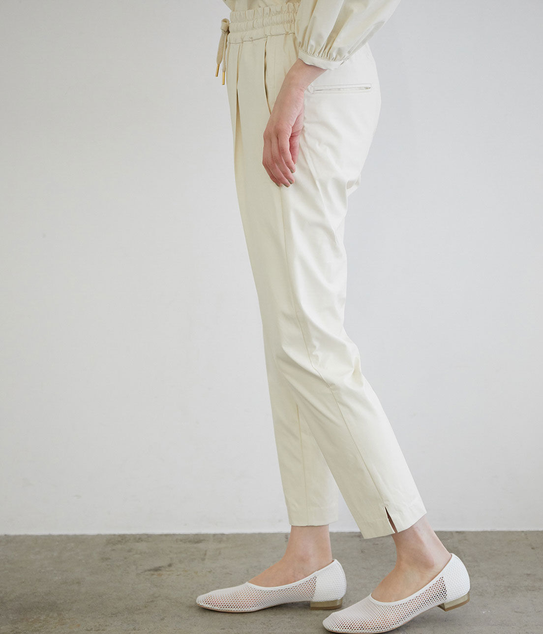 VIS「【ヴィーガンエコレザー】ウエストイージーテーパードパンツ」|その他|