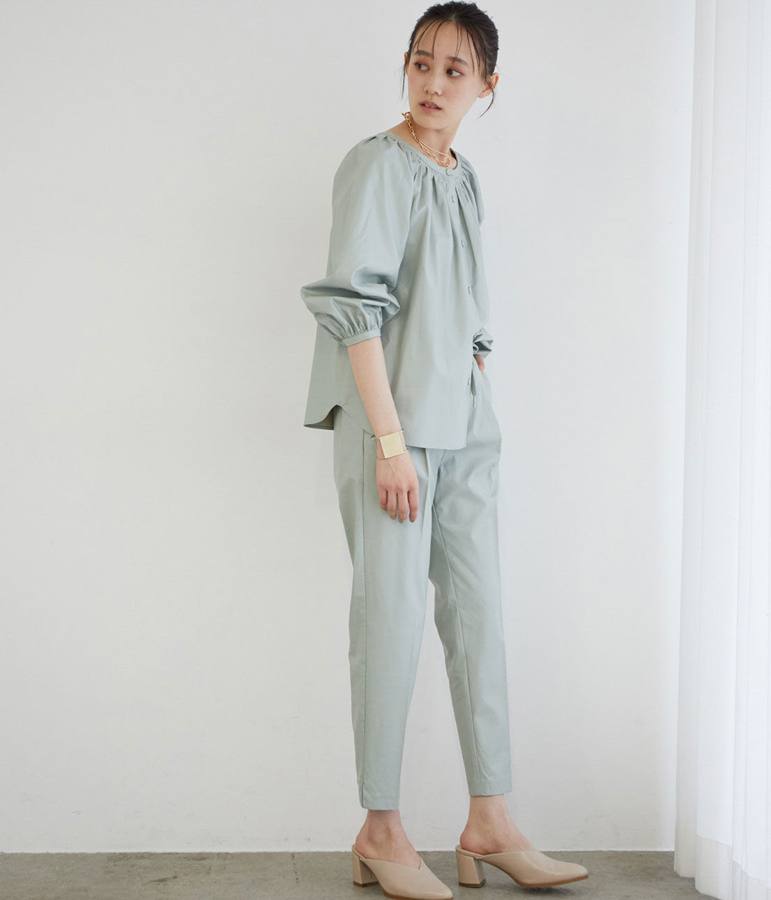 VIS「【ヴィーガンエコレザー】ウエストイージーテーパードパンツ」|その他|