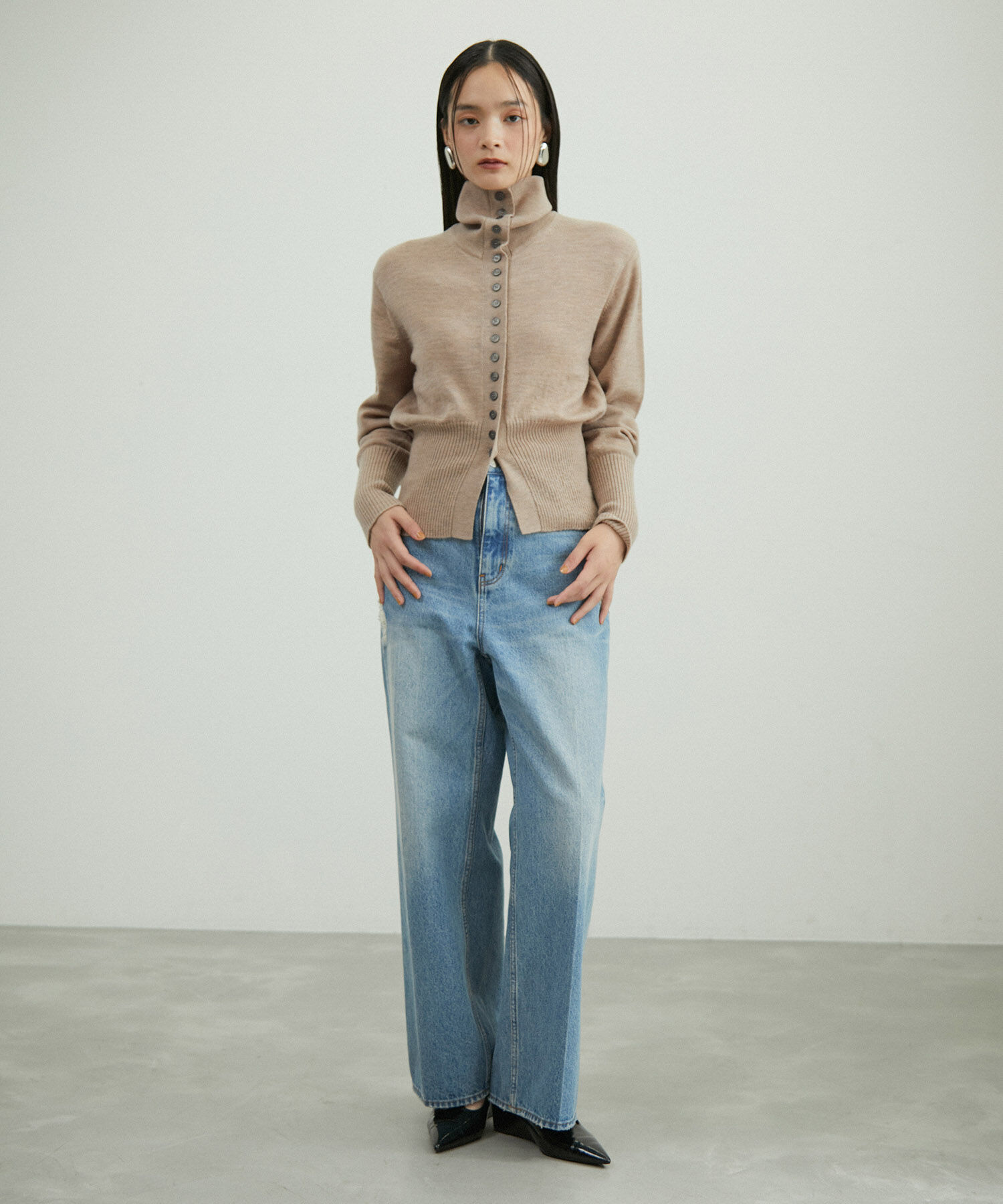 ADAM ET ROPE'「メニーボタンカーディガン」|カーディガン|