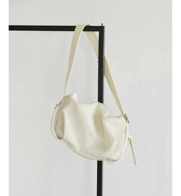 ADAM ET ROPE'「フォルムメッシュショルダーバッグ」|ショルダー・メッセンジャー|オフホワイト(15)