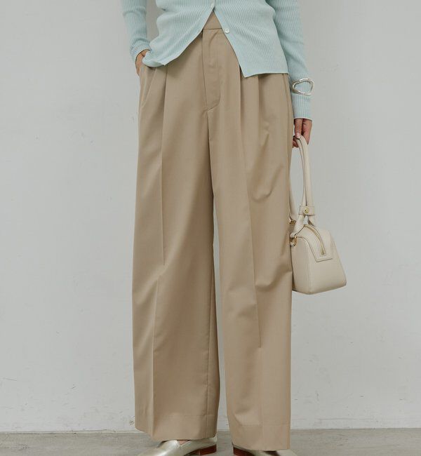  「【手洗い可】タックストレートパンツ」|チノ|