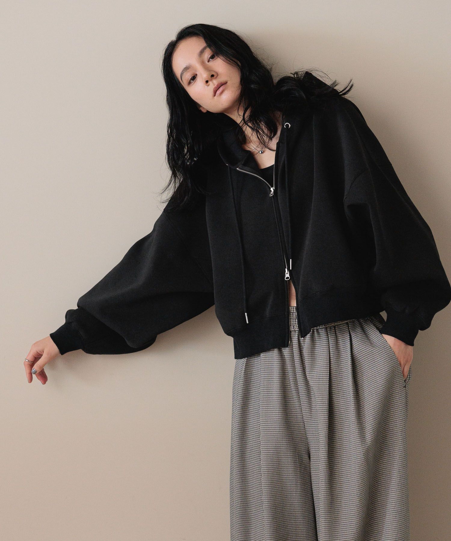 LOWRYS FARM「ＺＩＰショートフーディ」|パーカー|