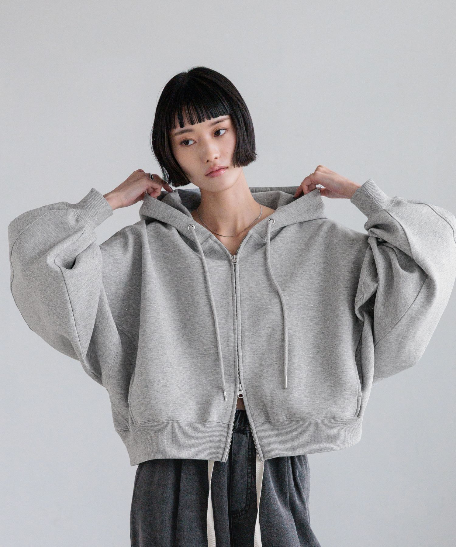 LOWRYS FARM「ＺＩＰショートフーディ」|パーカー|GRY5