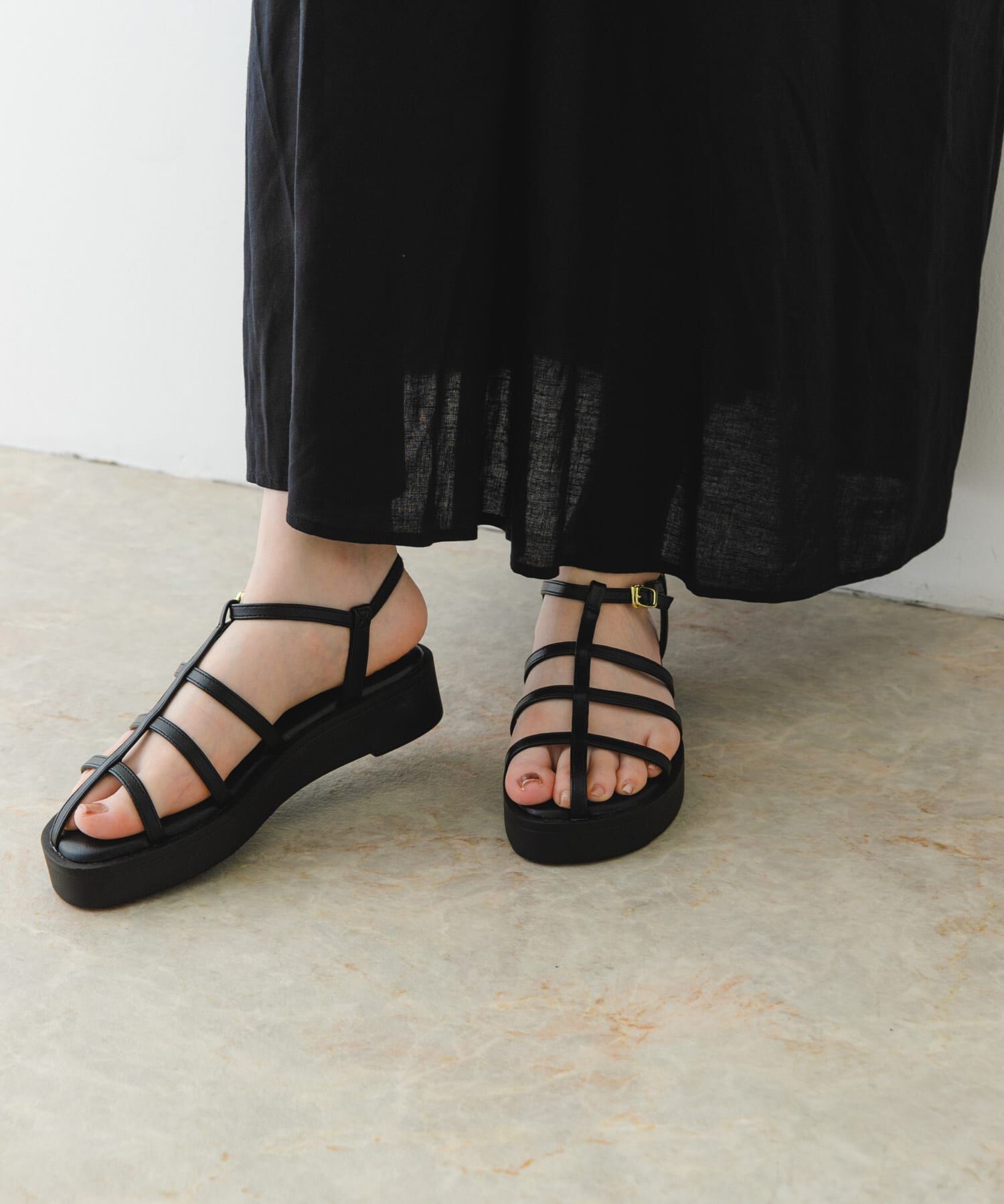 RODE SKO「スリムストラップサンダル」|サンダル|