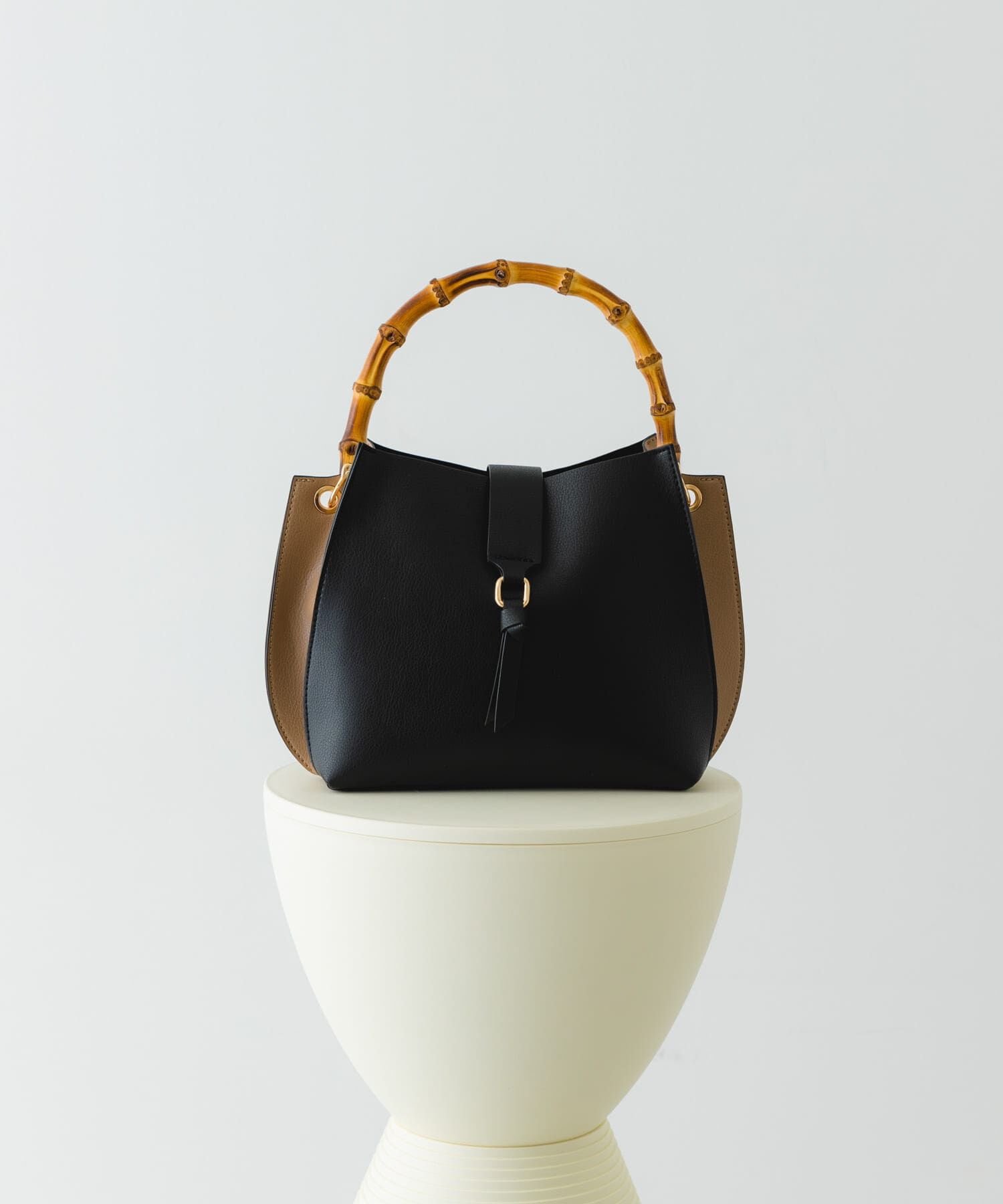 RODE SKO「バンブーワンハンドルバッグ」|ハンドバッグ|ブラック