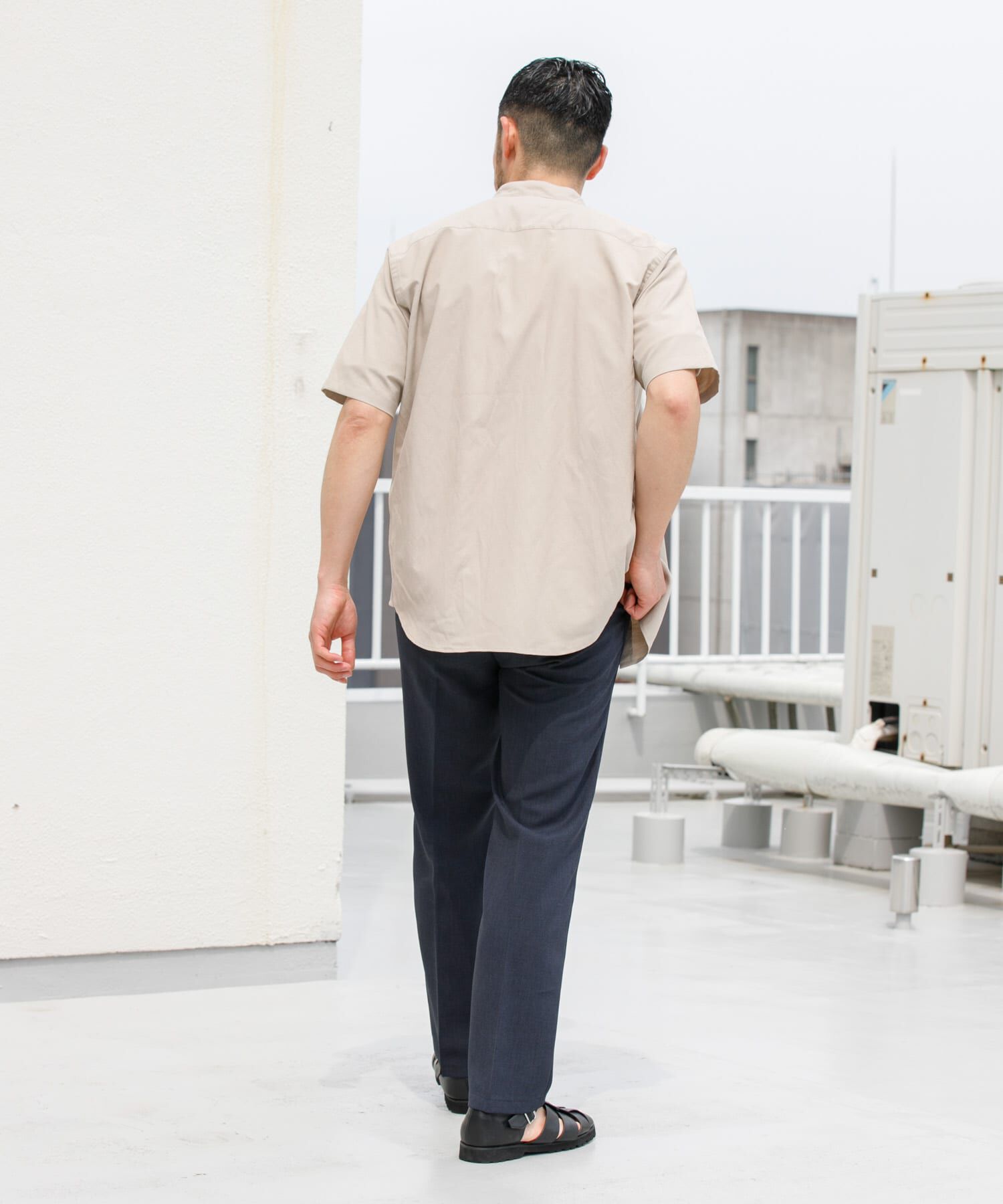 URBAN RESEARCH ROSSO「『防シワ』『XLサイズあり』ハイパフォーマンスリネンバンド半袖シャツ」|シャツ・ブラウス|