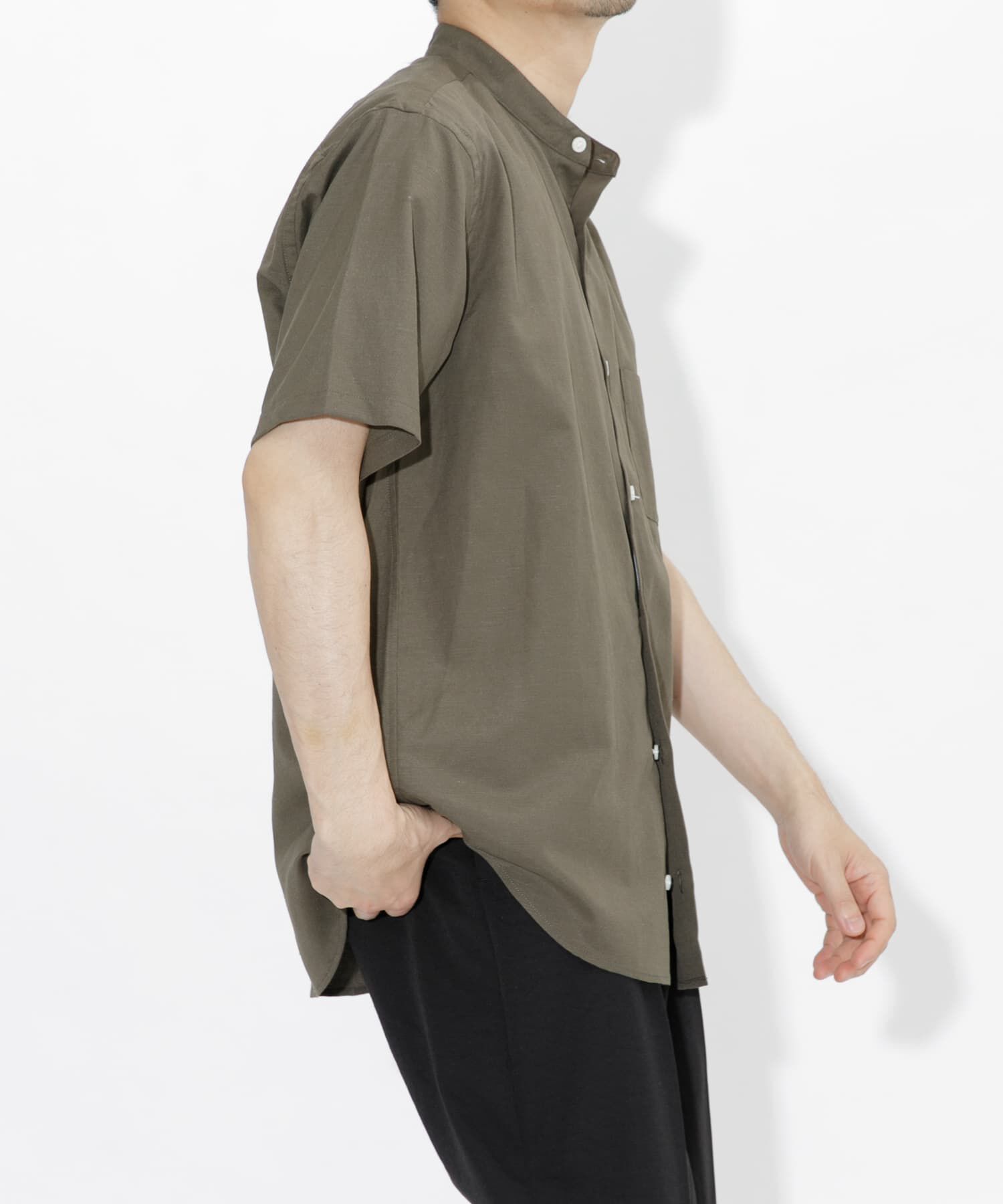 URBAN RESEARCH ROSSO「『防シワ』『XLサイズあり』ハイパフォーマンスリネンバンド半袖シャツ」|シャツ・ブラウス|