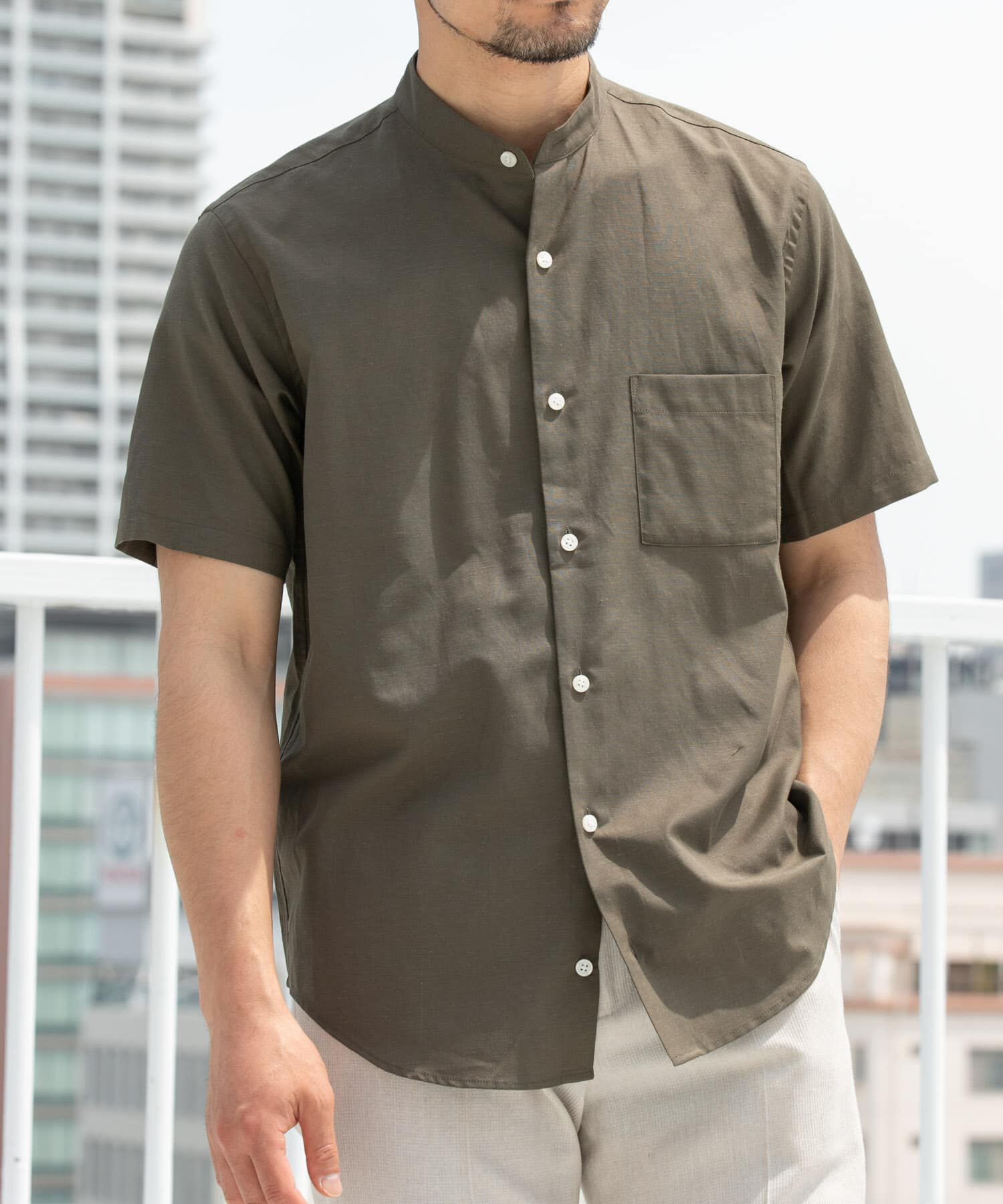 URBAN RESEARCH ROSSO「『防シワ』『XLサイズあり』ハイパフォーマンスリネンバンド半袖シャツ」|シャツ・ブラウス|