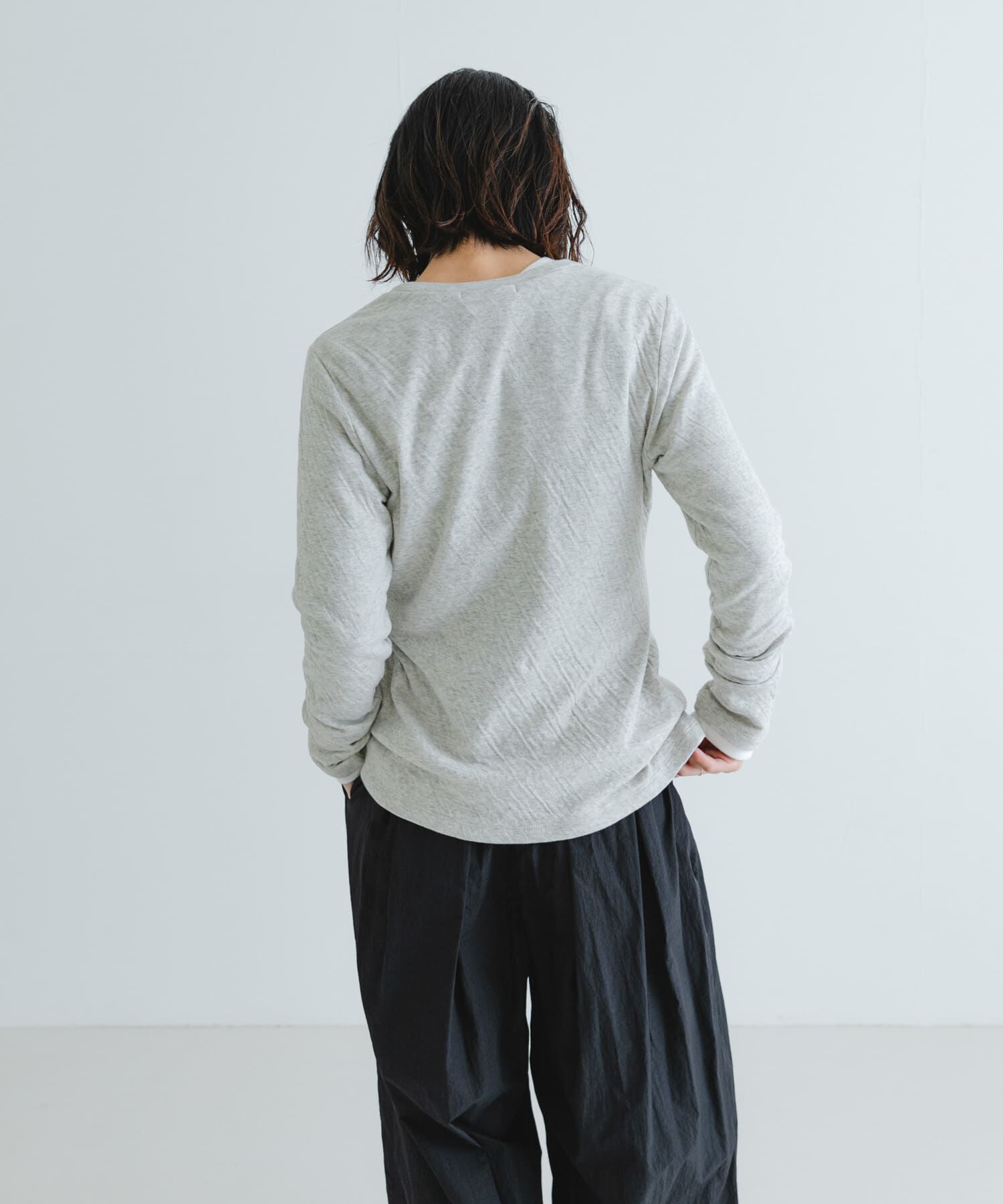 URBAN RESEARCH「『MADE IN JAPAN』セッケツクルーネックカーディガン」|カーディガン|