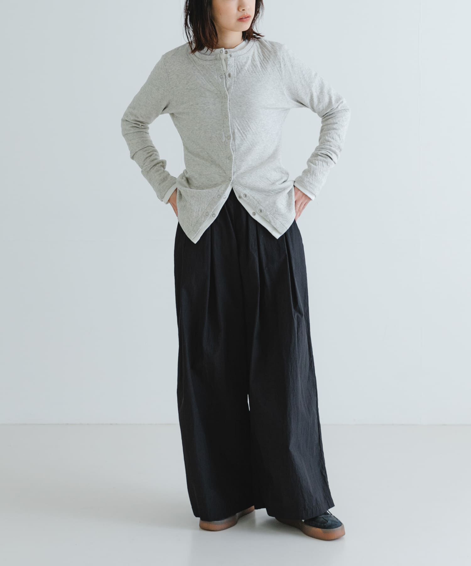 URBAN RESEARCH「『MADE IN JAPAN』セッケツクルーネックカーディガン」|カーディガン|