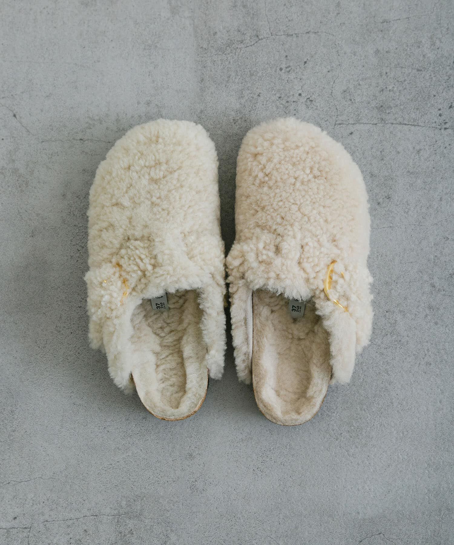 URBAN RESEARCH「BOSTON BIG BUCKLE TEDDY」|サンダル|