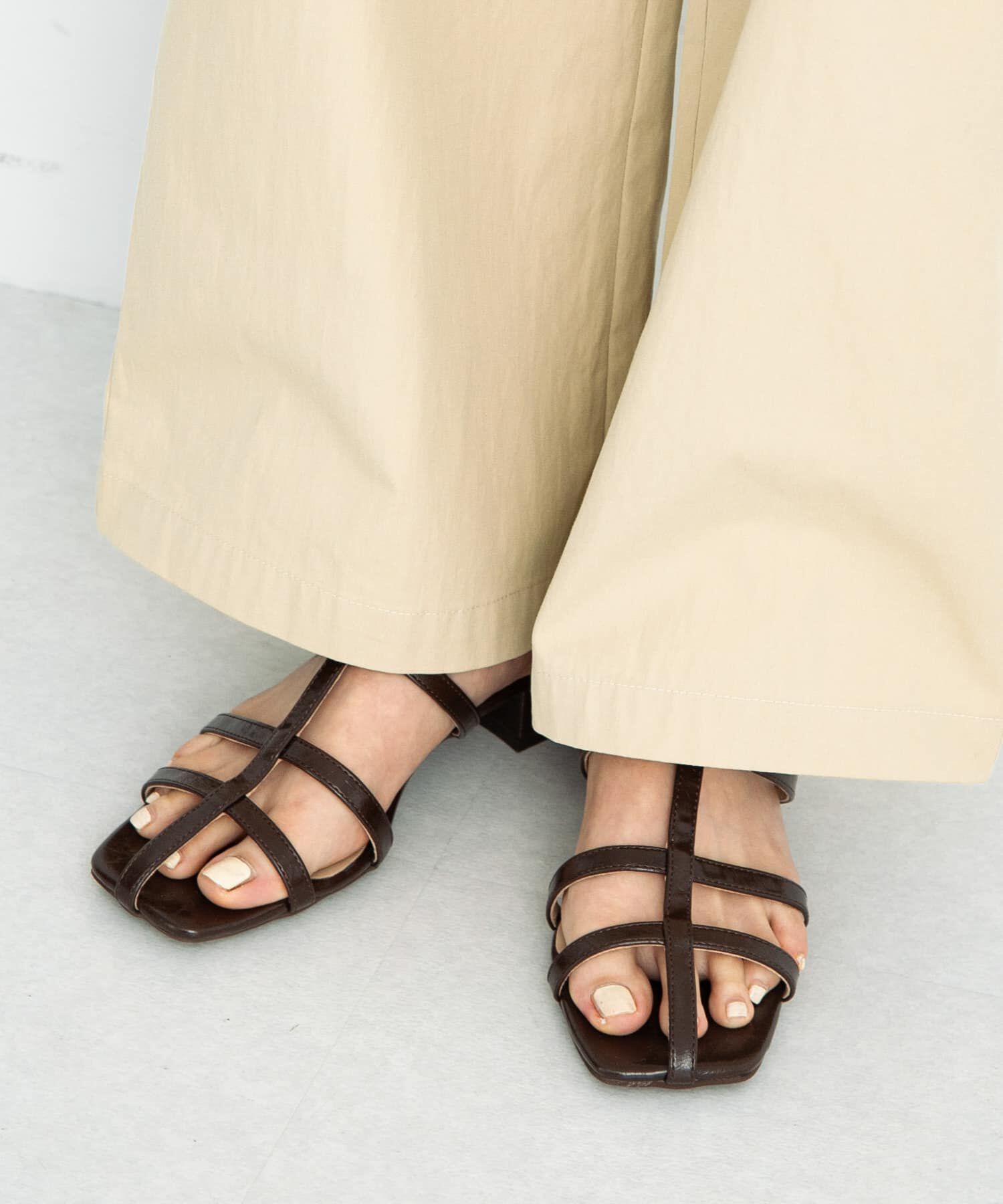 Sonny Label 「ナローストラップサンダル」|サンダル|ブラウン