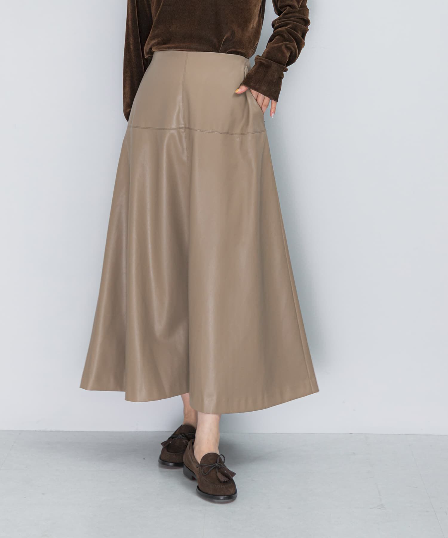 URBAN RESEARCH ROSSO「バックジップフレアスカート」|スカート|