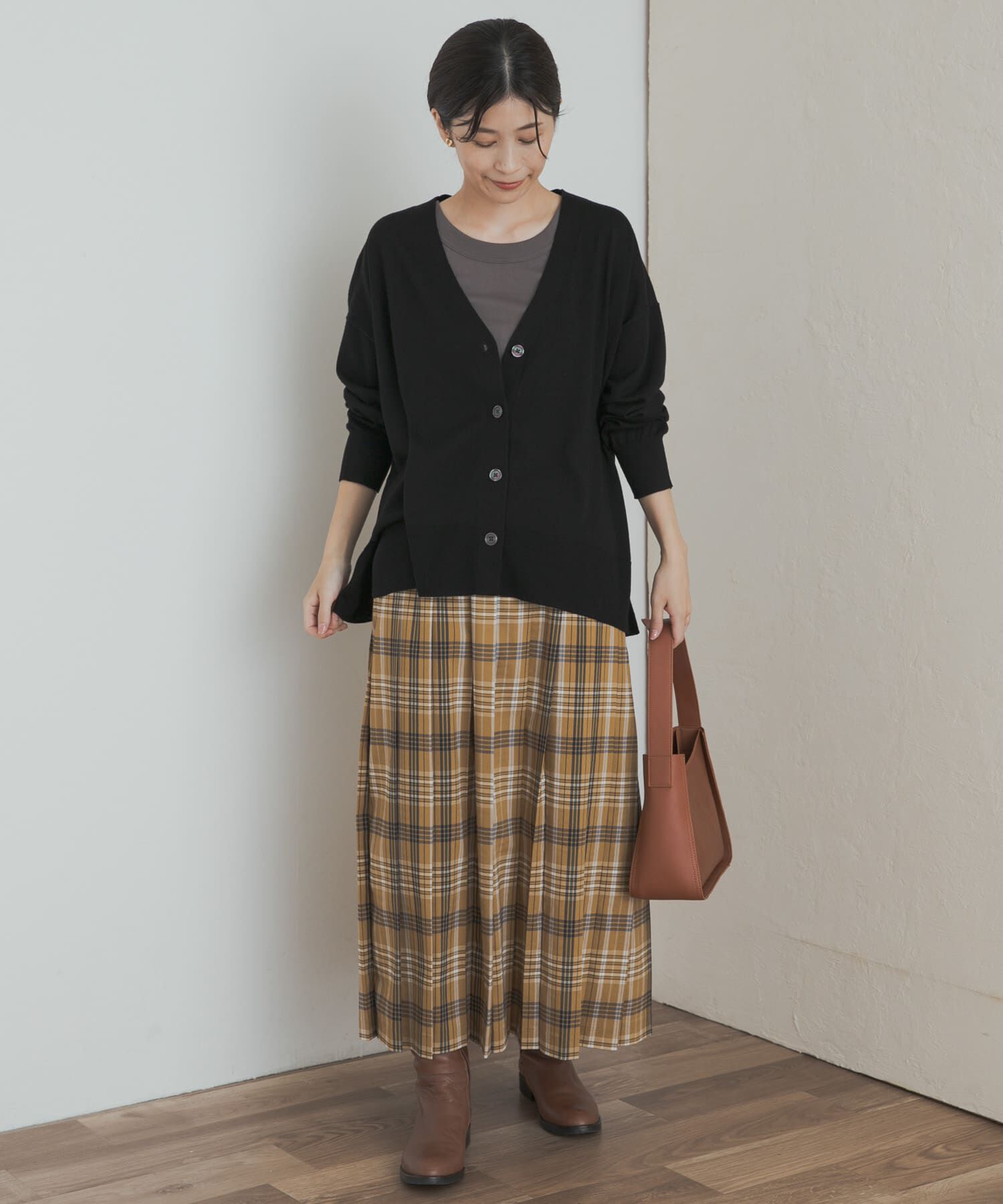 URBAN RESEARCH DOORS「ウォッシャブルウールVネックワイドカーディガン」|カーディガン|