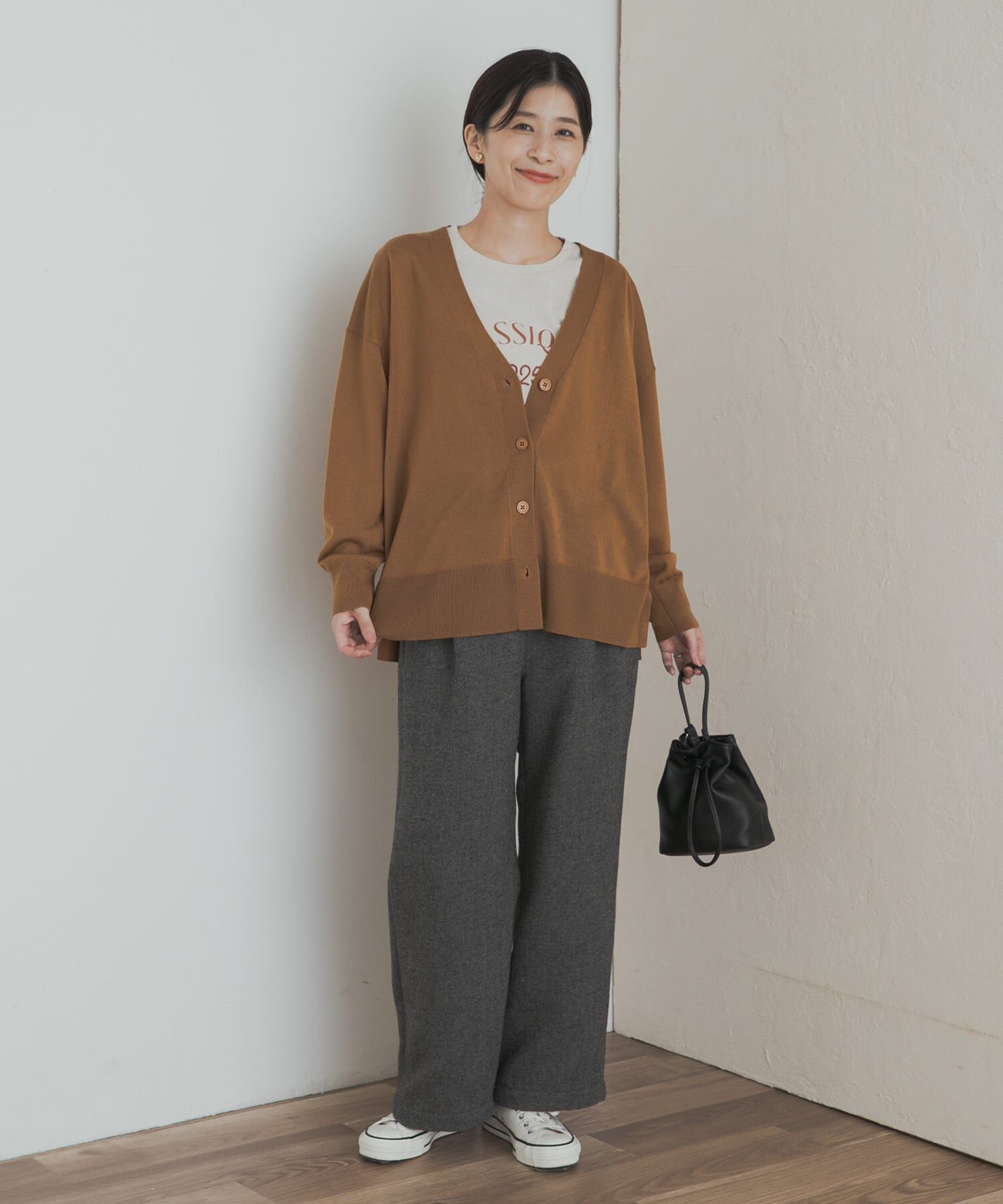 URBAN RESEARCH DOORS「ウォッシャブルウールVネックワイドカーディガン」|カーディガン|