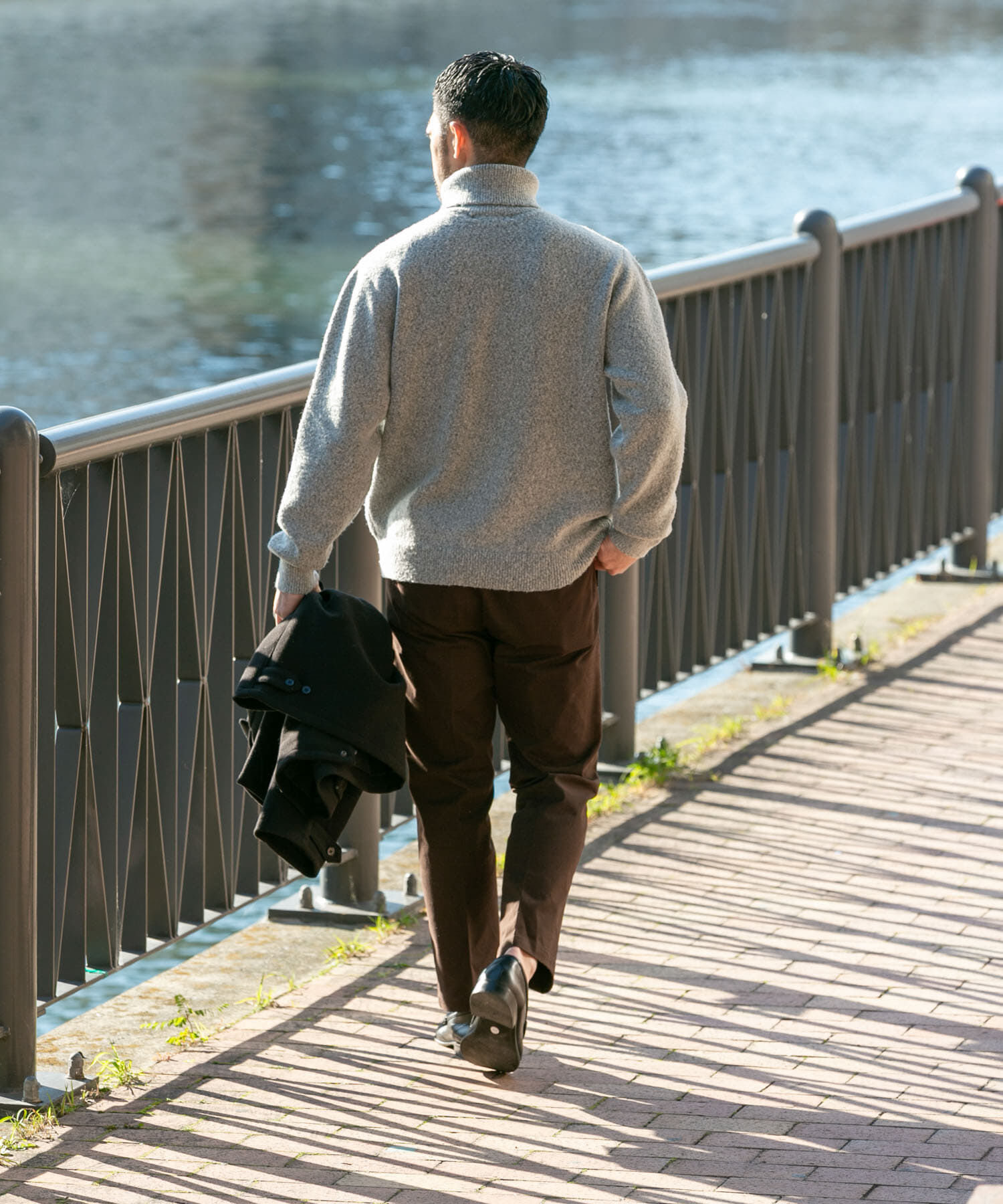 URBAN RESEARCH ROSSO「ブークレストレッチタートルニット」|ニット・セーター|