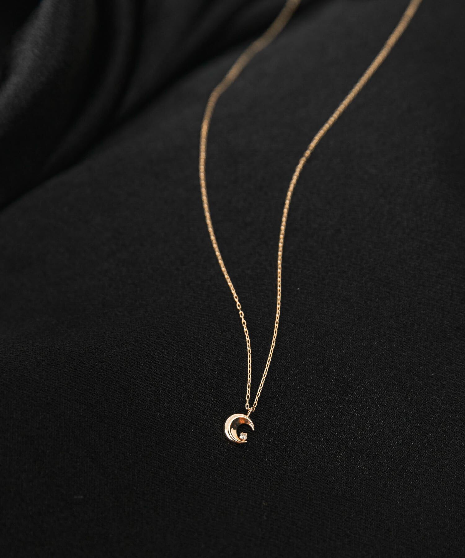 URBAN RESEARCH ROSSO「Favorible　Moon&times;diamond necklace」|ネックレス|ゴールド