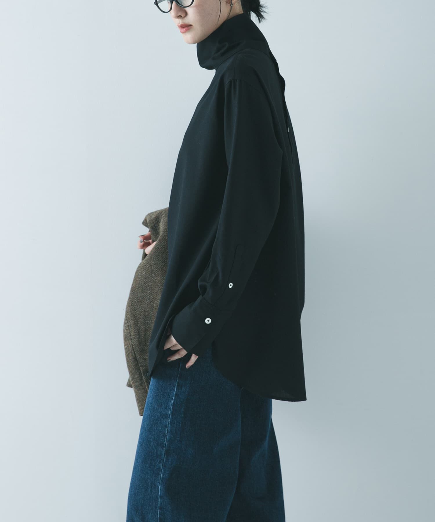 URBAN RESEARCH「TRソフトツイルハイネックシャツ」|シャツ・ブラウス|