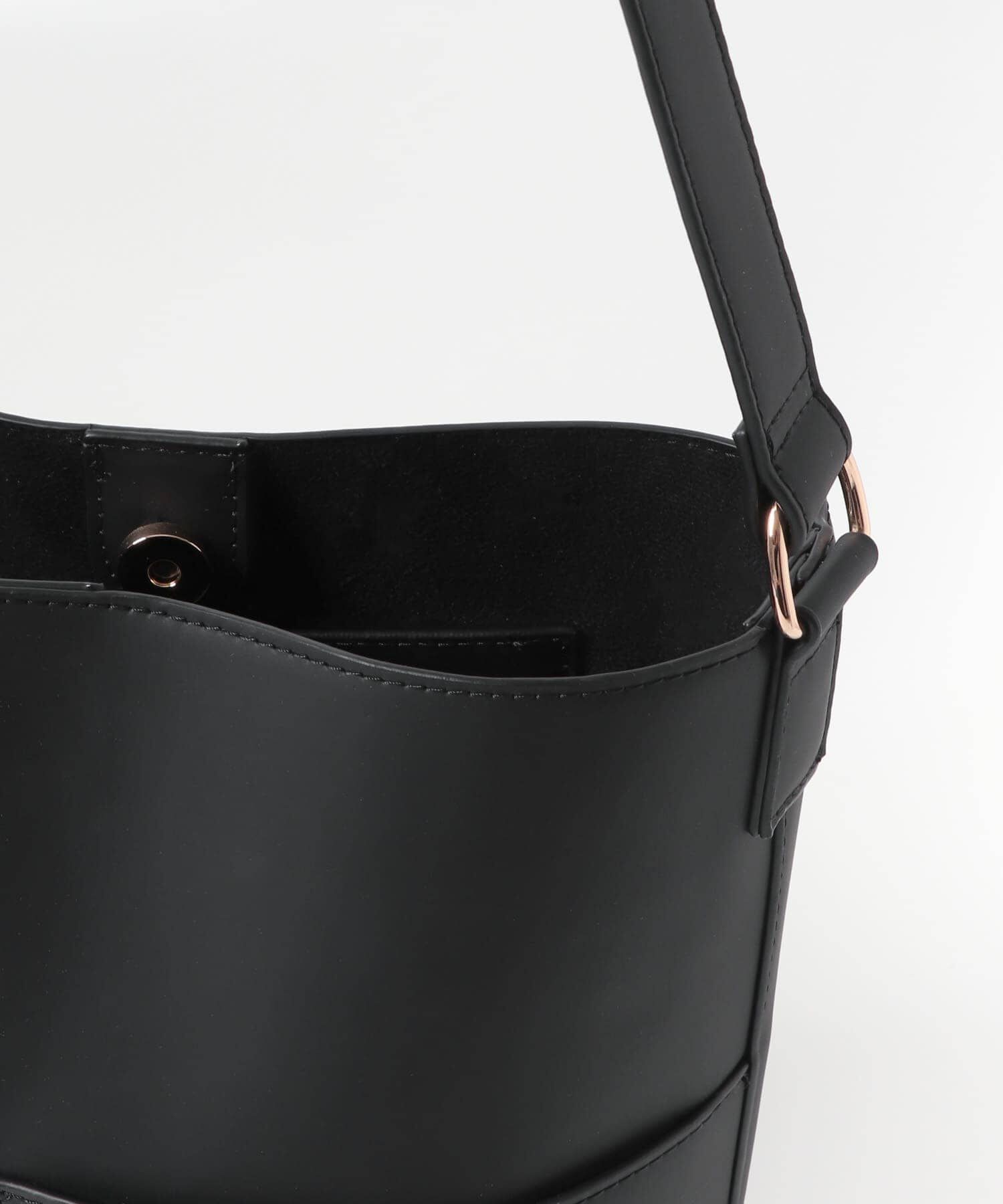 SENSE OF PLACE by URBAN RESEARCH「『防汚』アウトポケットショルダーバッグ」|ショルダー・メッセンジャー|