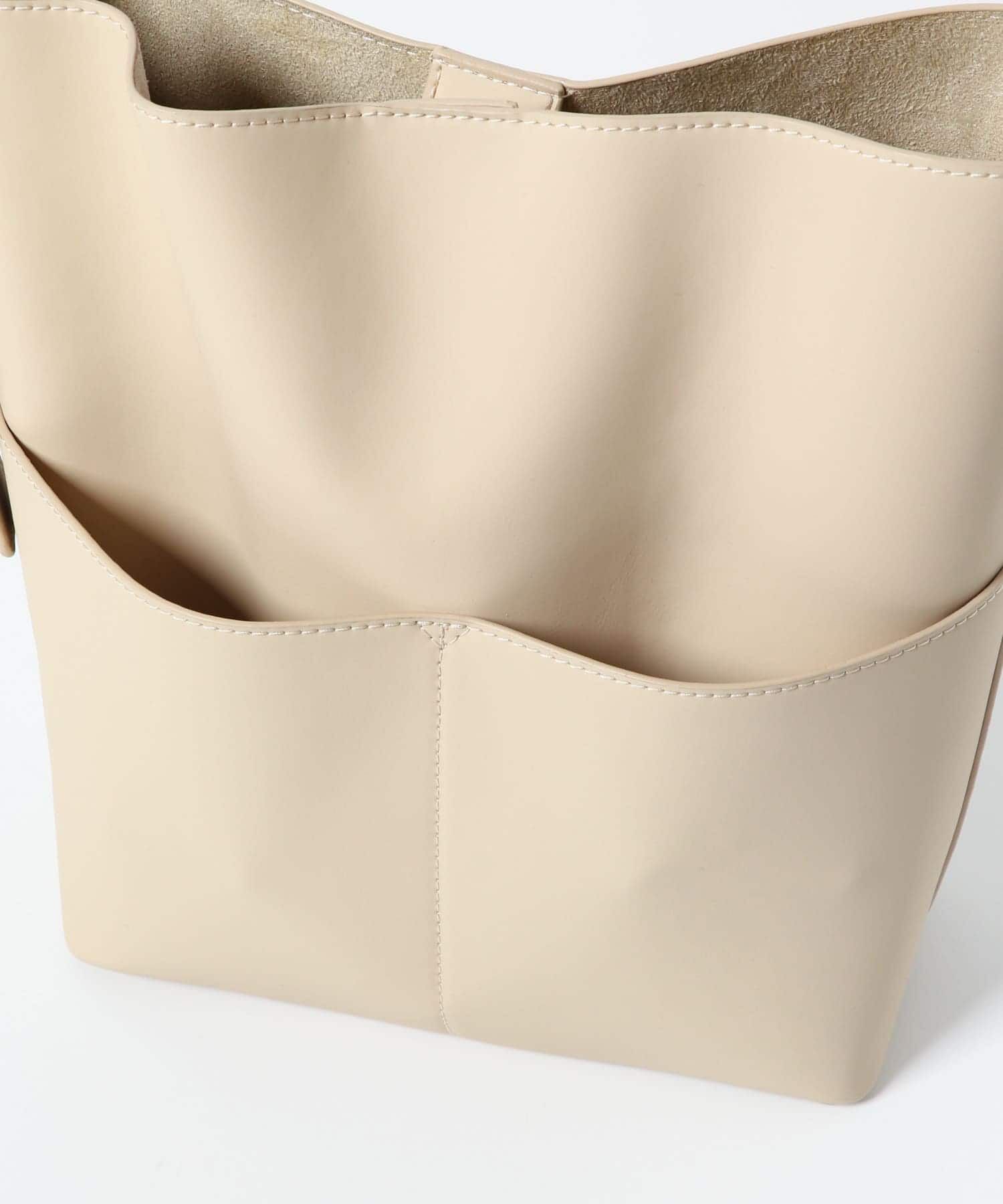 SENSE OF PLACE by URBAN RESEARCH「『防汚』アウトポケットショルダーバッグ」|ショルダー・メッセンジャー|