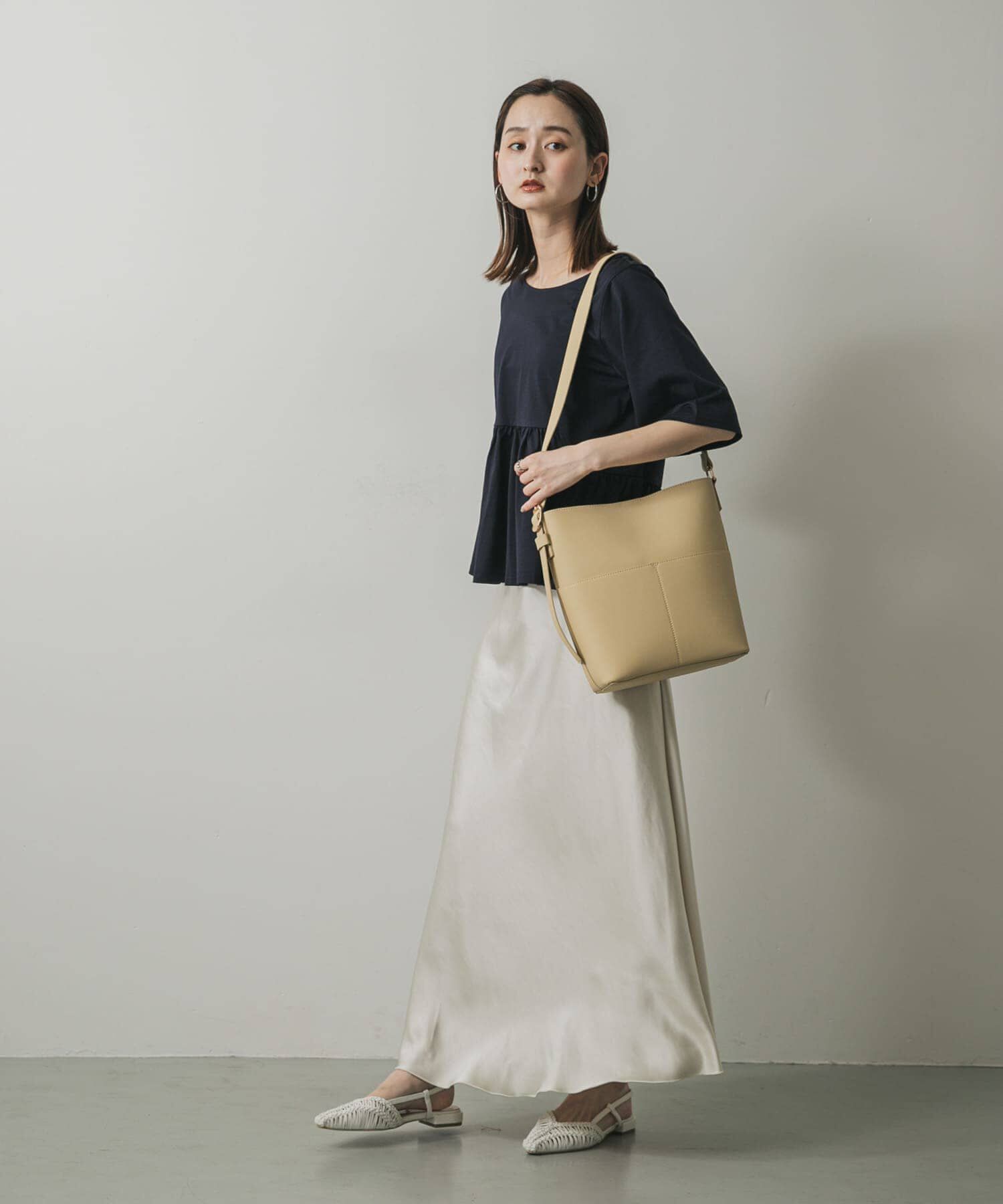 SENSE OF PLACE by URBAN RESEARCH「『防汚』アウトポケットショルダーバッグ」|ショルダー・メッセンジャー|