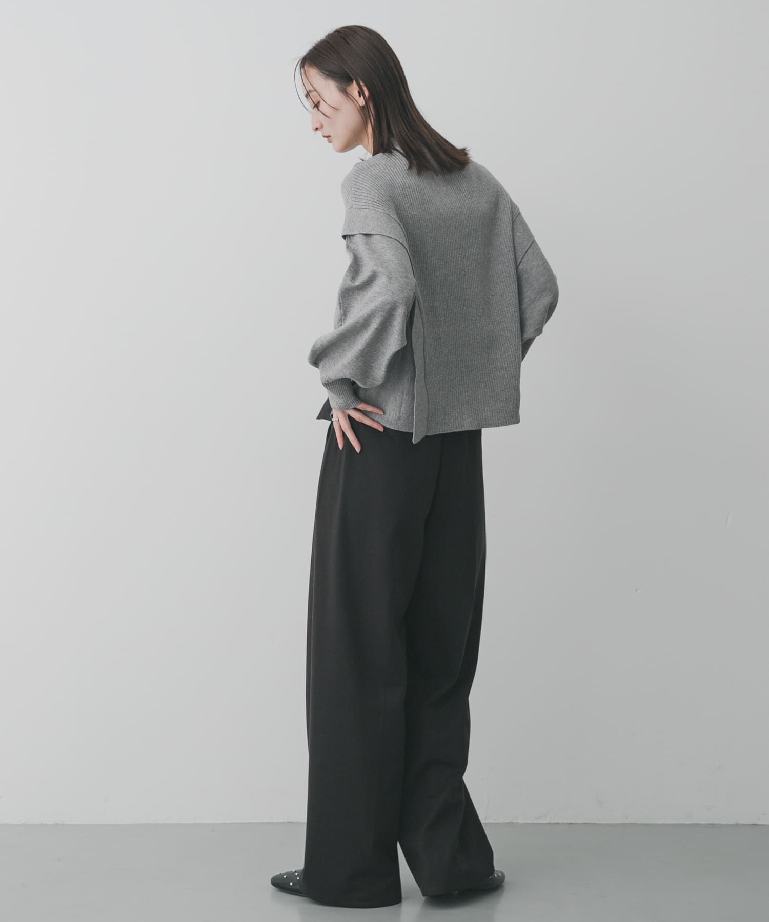 SENSE OF PLACE by URBAN RESEARCH「『一部WEB限定カラー』ストレッチショルダータックセーター」|ニット・セーター|