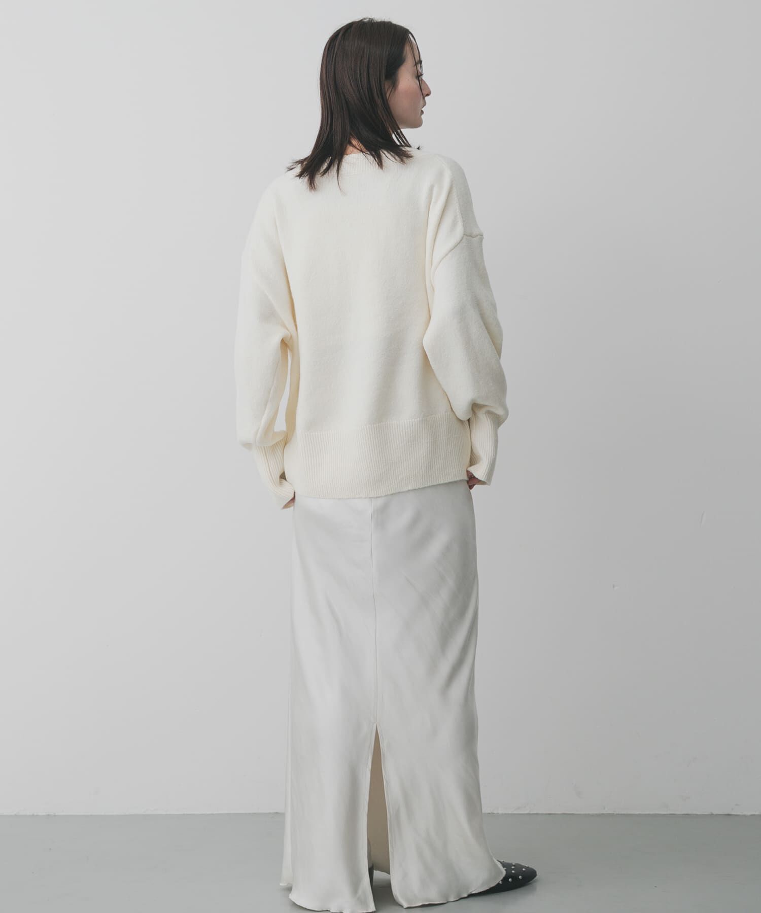 SENSE OF PLACE by URBAN RESEARCH「『洗濯可』サイドスリットVネックニット」|ニット・セーター|