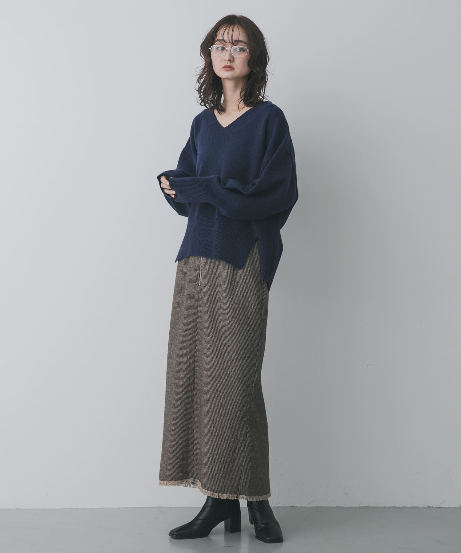 SENSE OF PLACE by URBAN RESEARCH「『洗濯可』サイドスリットVネックニット」|ニット・セーター|