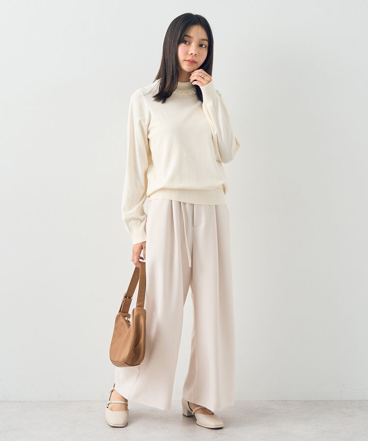 earth music&ecology「パール&ビジューハイネックプルオーバー」|ニット・セーター|