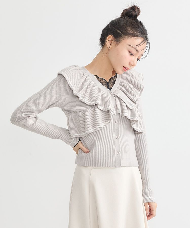 earth music&ecology「Vネックフリルニットカーディガン」|カーディガン|