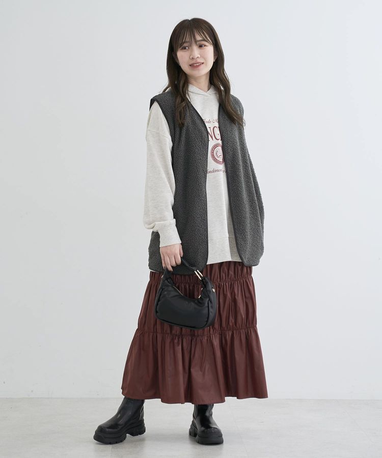 Green Parks「チンツ加工シャーリングスカート」|フレア|