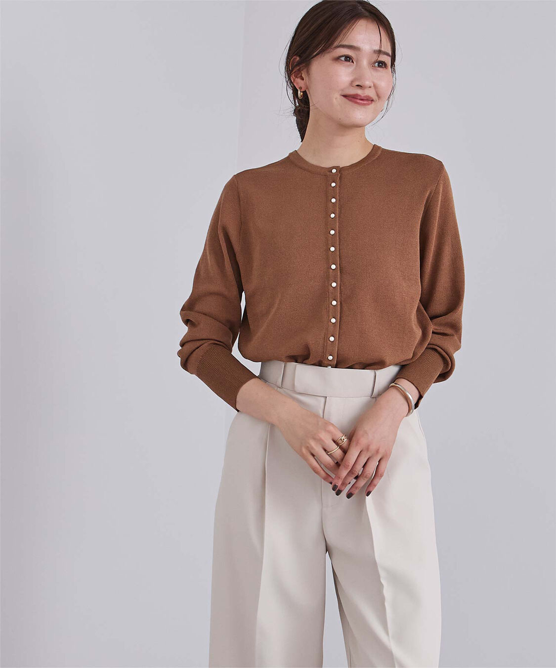 ur's「2wayパール釦ニットカーディガン」|ニット・セーター|