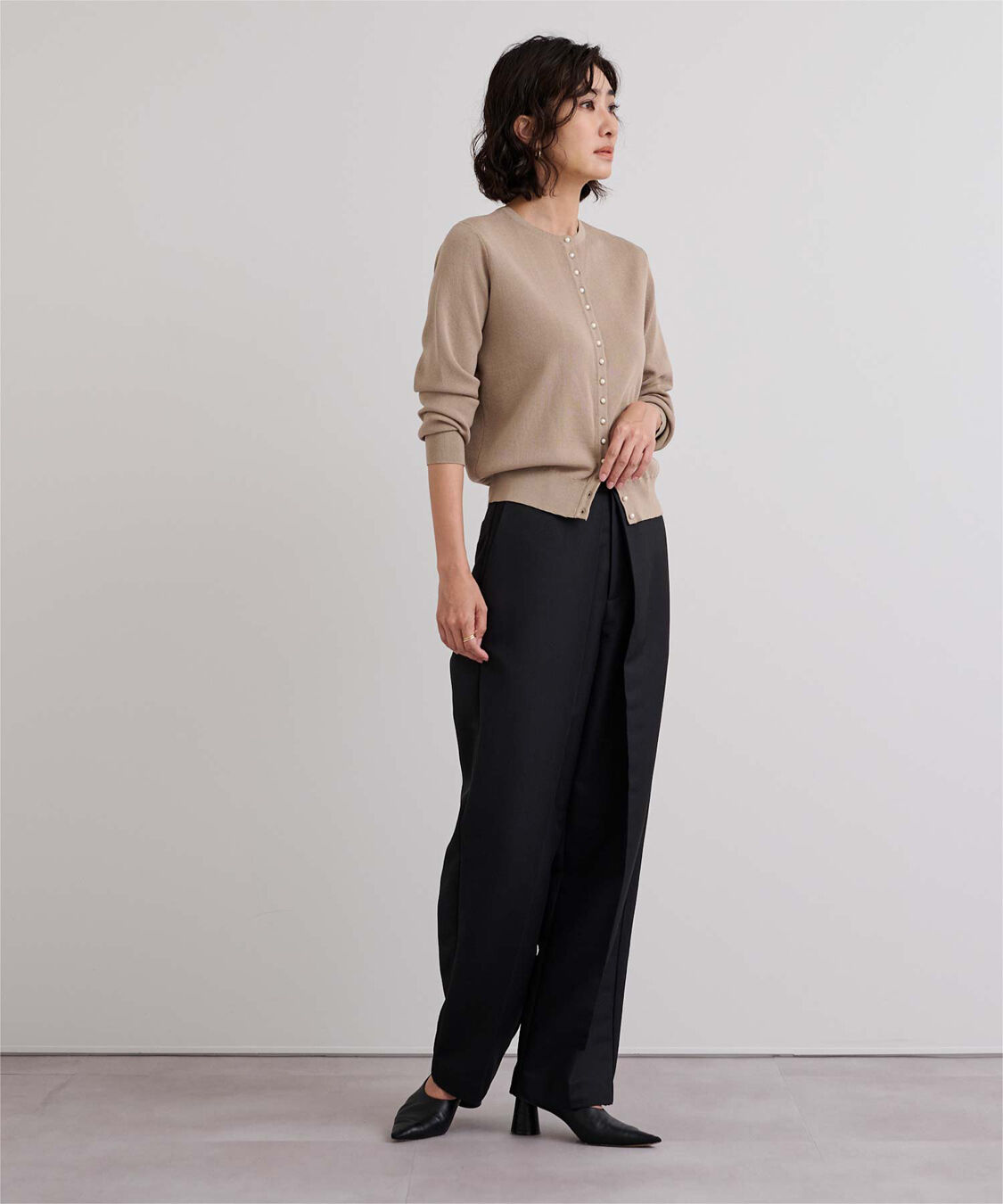 ur's「2wayパール釦ニットカーディガン」|ニット・セーター|