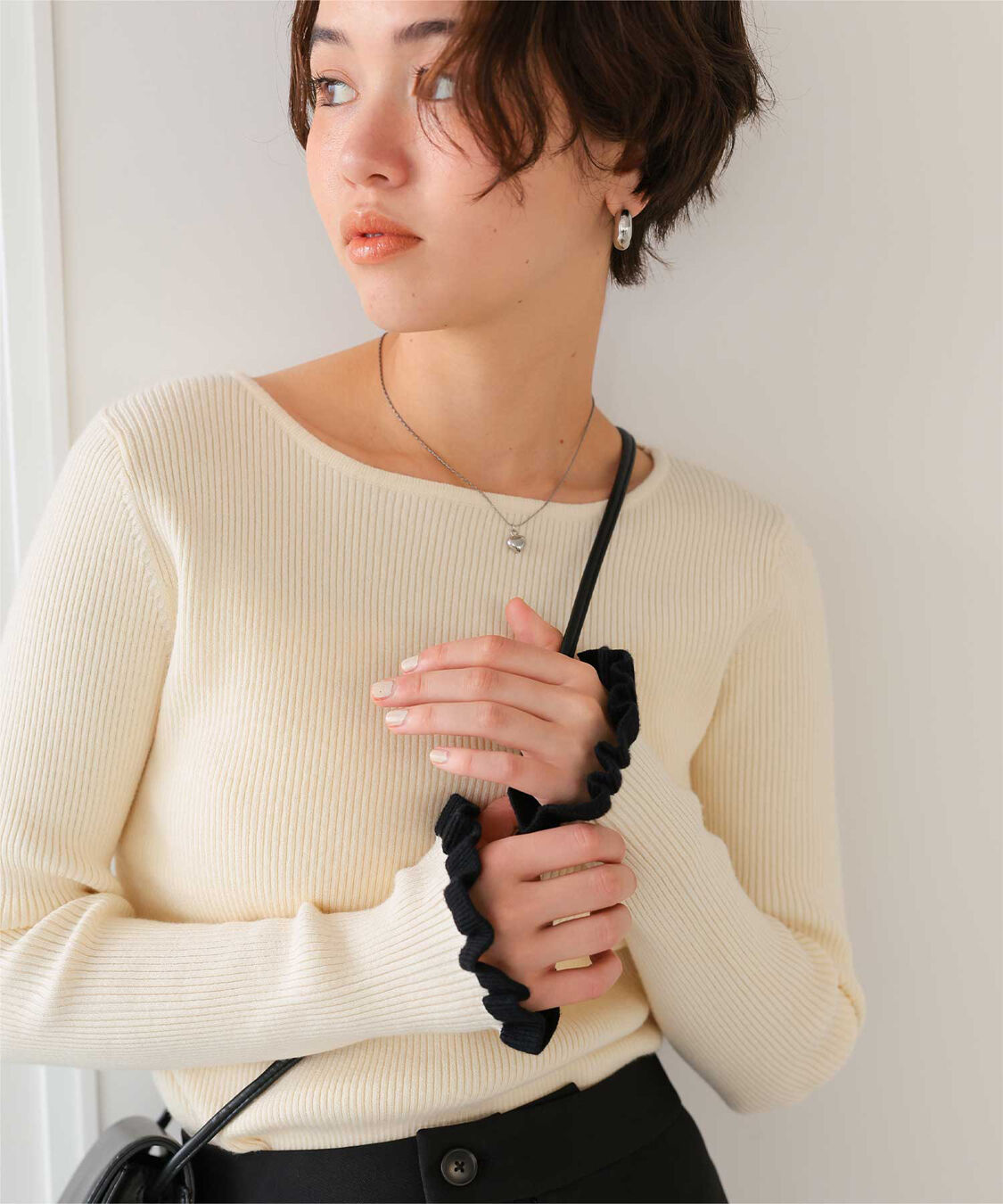 titivate「ふわっとタッチフリルスリーブリブニット」|ニット・セーター|アイボリー2