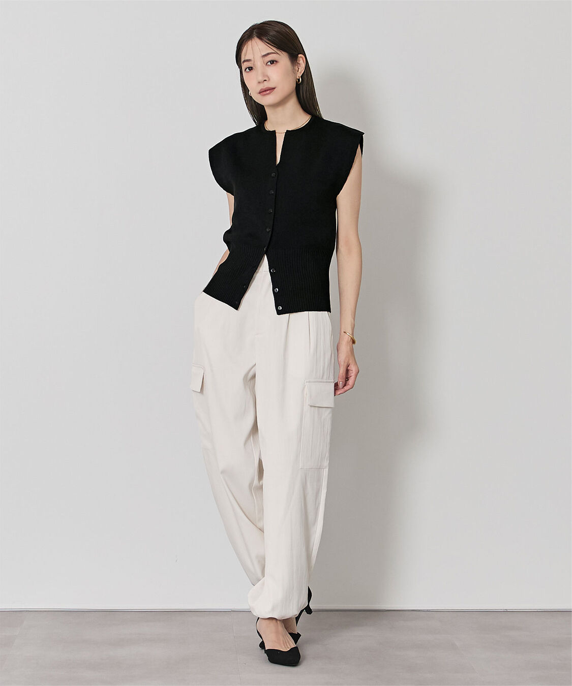 ur's「ウエストシェイプキーネックニット」|ニット・セーター|