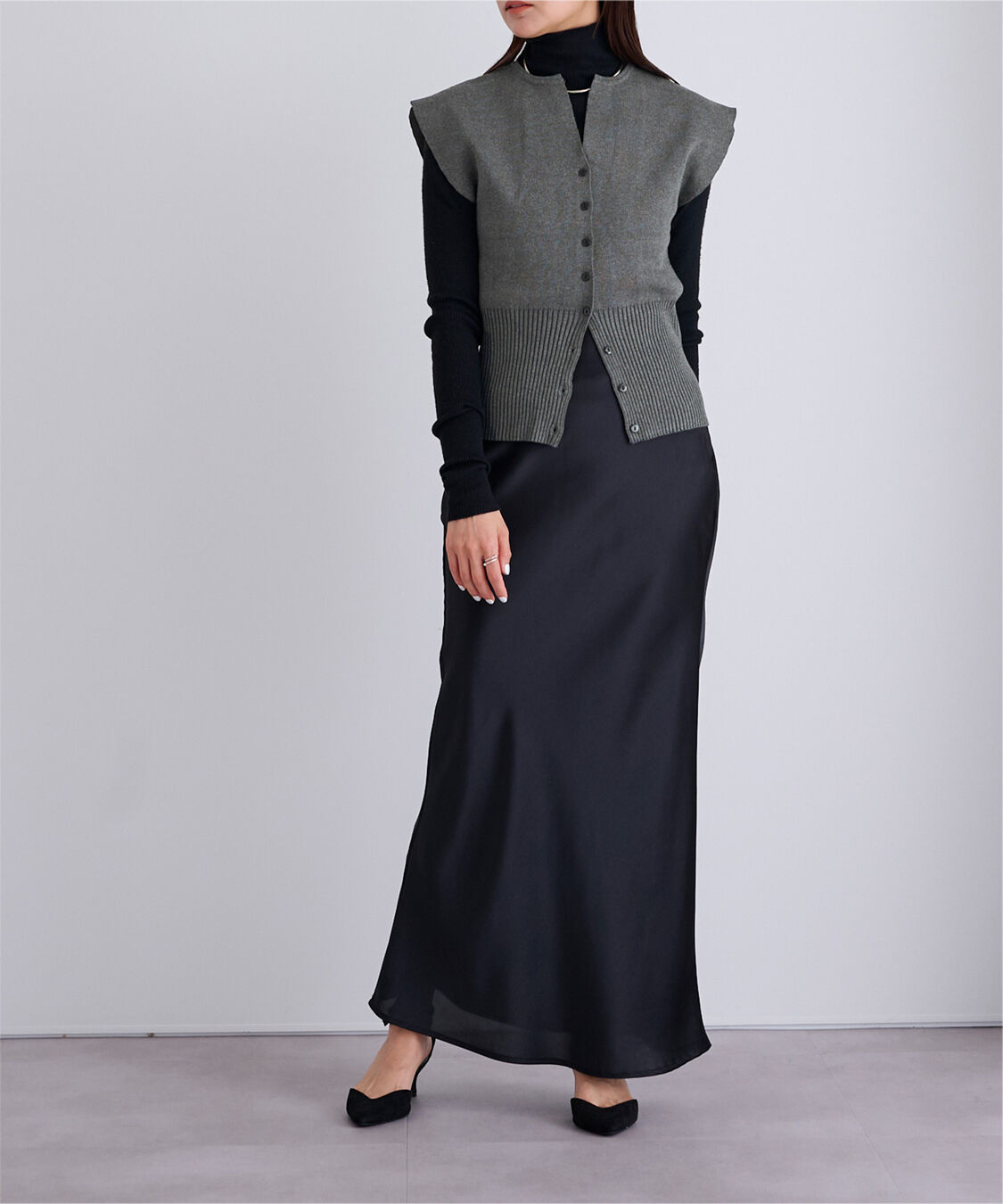 ur's「ウエストシェイプキーネックニット」|ニット・セーター|