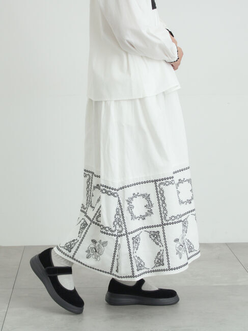 Samansa Mos2「裾モチーフ刺繍ギャザースカート」|スカート|