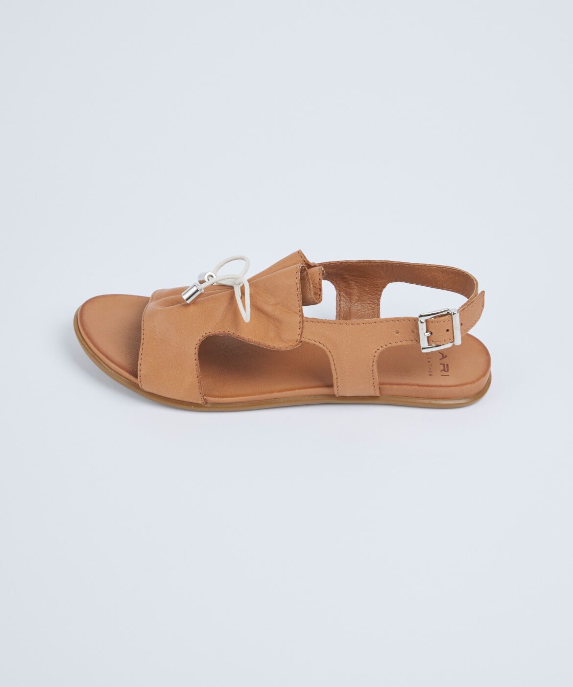 DAY by DAY it&rsquo;s international「KIRA99レザーサンダル《BARI（バリ）》」|サンダル|