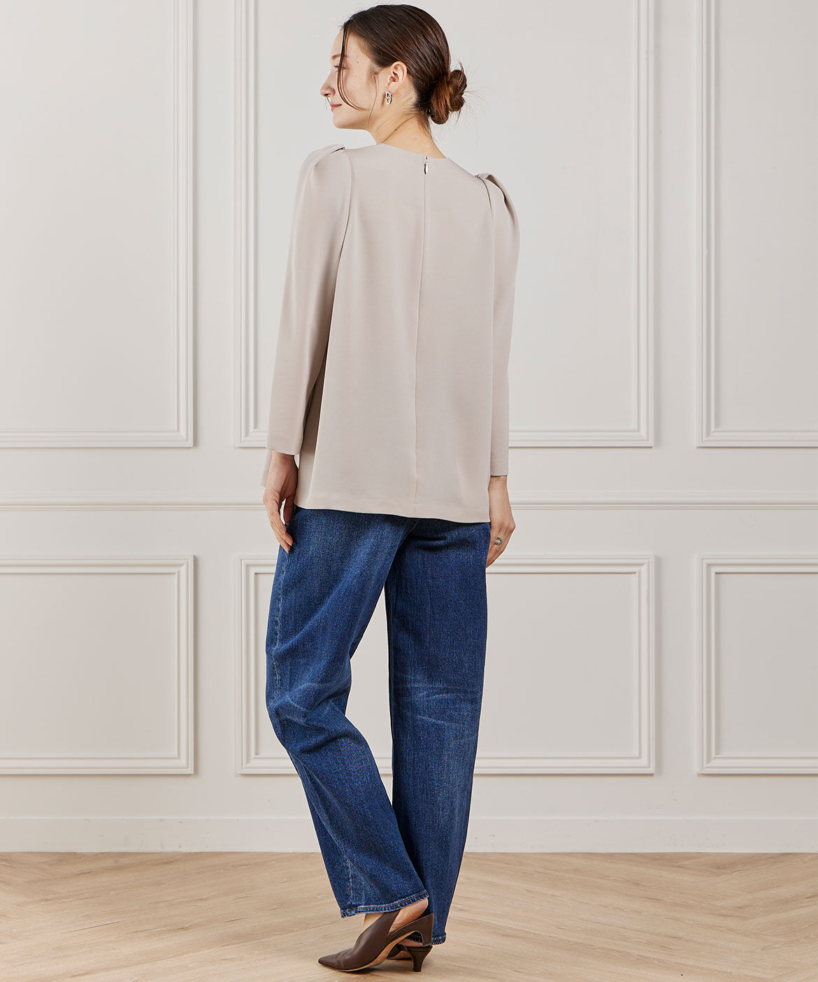 INED「《大きいサイズ》袖タックブラウス」|シャツ・ブラウス|